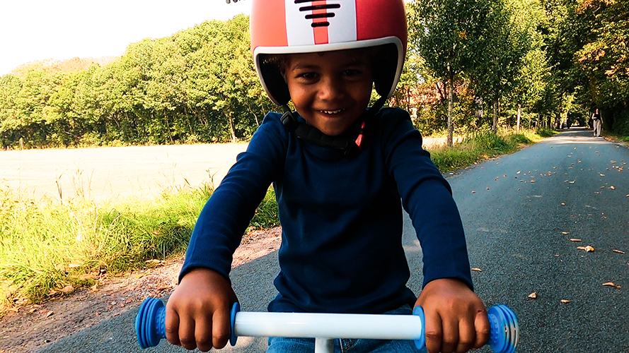 Amazon.co.jp: チラフィッシュ(Chillafish) チャーリー 10インチ