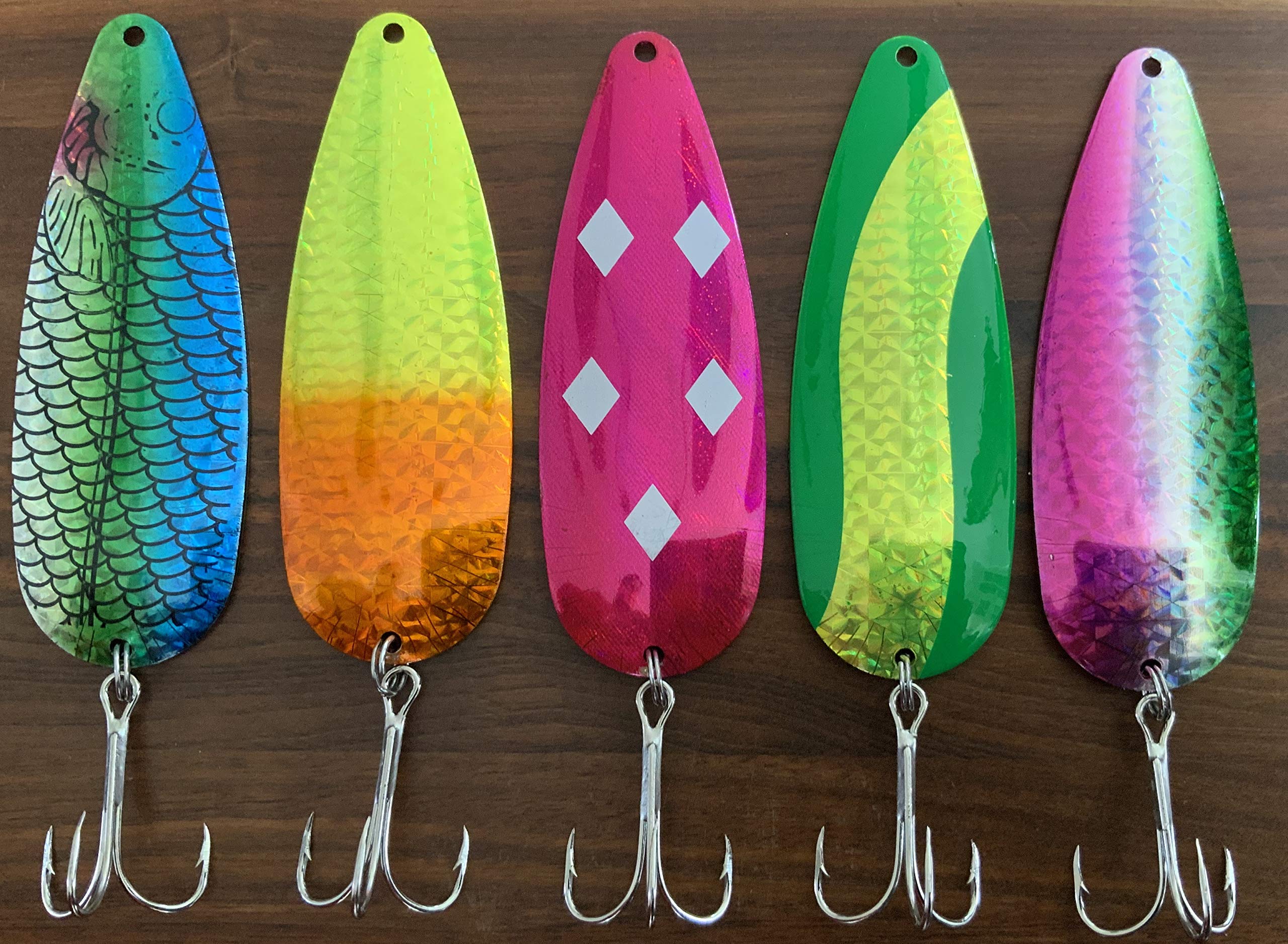 Hagen 5 Deluxe Foil Fishing Spoons 4 1/2 Inch Pike Muskie Musky 1.25 oz Eagle Claw Hooks Assorted Colors & Foiled Fishing Spoons Lures Rainbow, Five