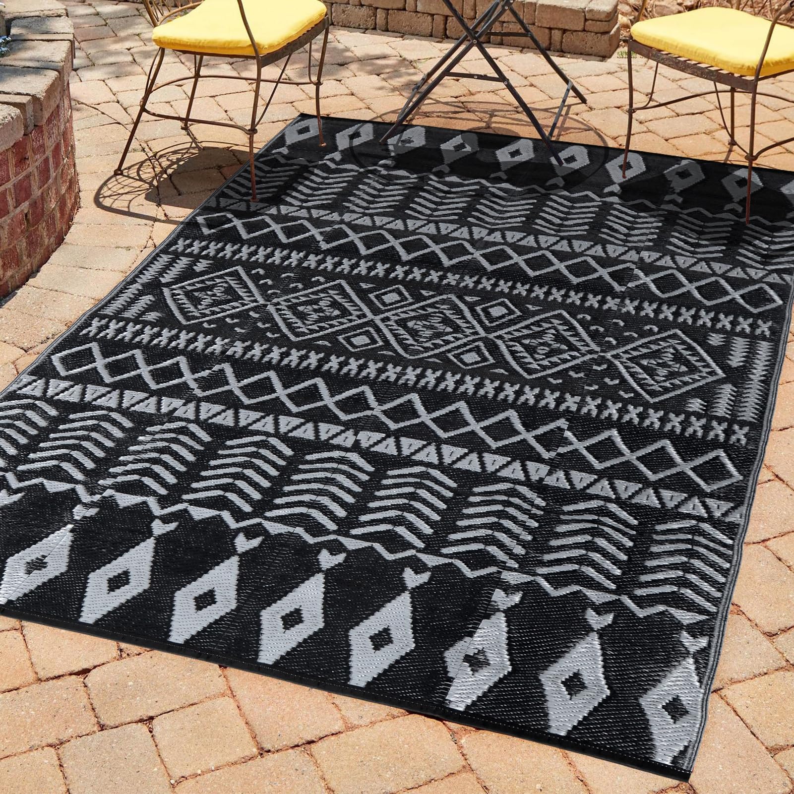 Reversible Mats - 5' x 8' Outdoor Rug, Plastic Straw Rug, Modern Area Rugs, Large Floor Mat for Outdoors, RV, Garden, Patio, Backyard, Deck, Picnic, Beach, Camping, Black & Gray