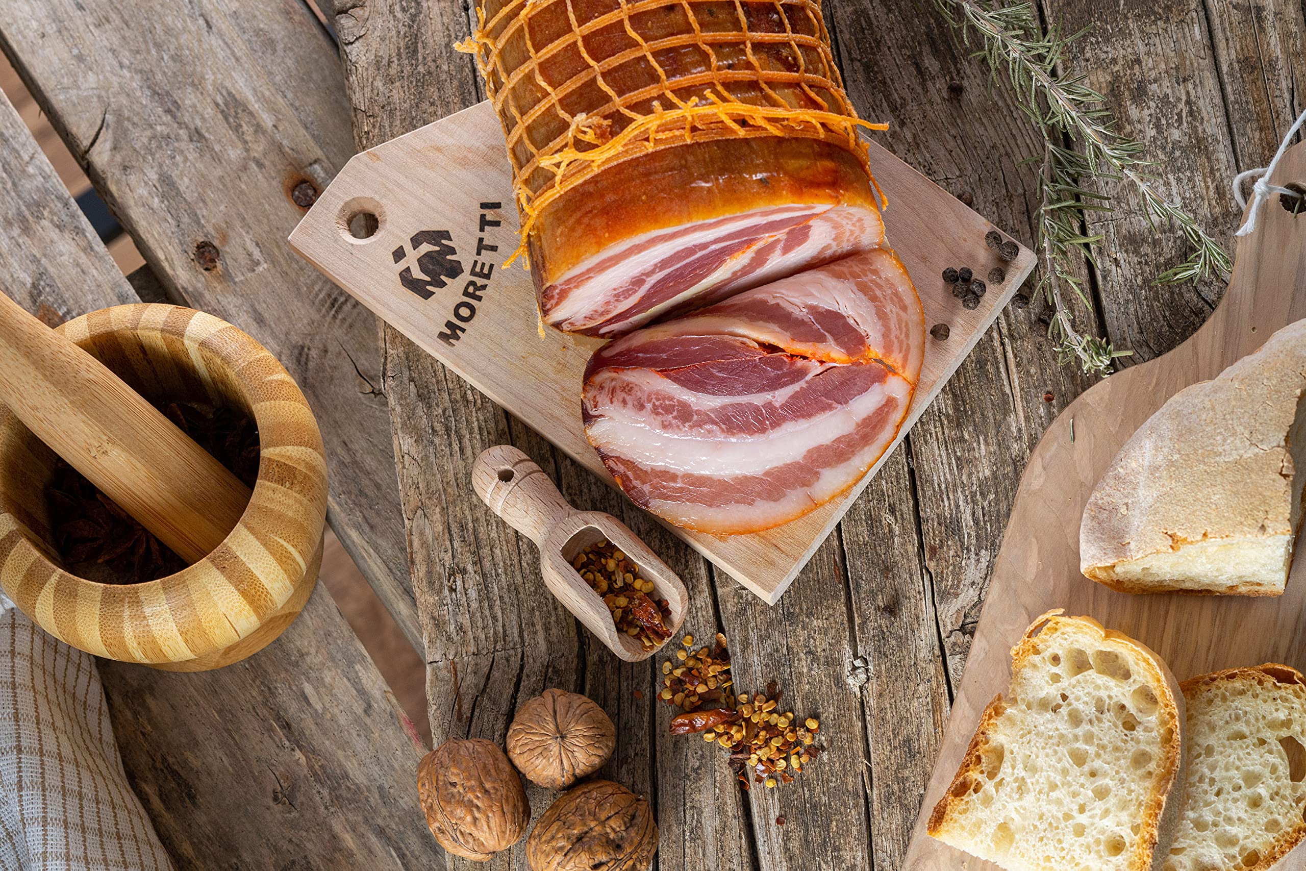 Moretti® Pancetta Arrotolata Piccante | 800g/900g Sottovuoto | Salume Tipico Calabrese Leggermente Piccante | Essiccato Artigianale | Prodotto In Calabria