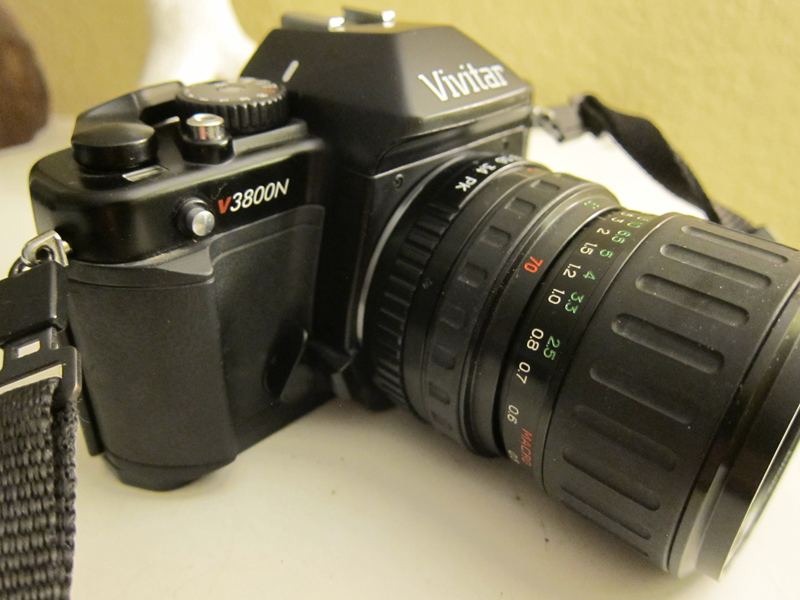 Amazon.com : Vivitar V3800N 35mm SLR Camera w/ 28-70mm Lens : Slr 