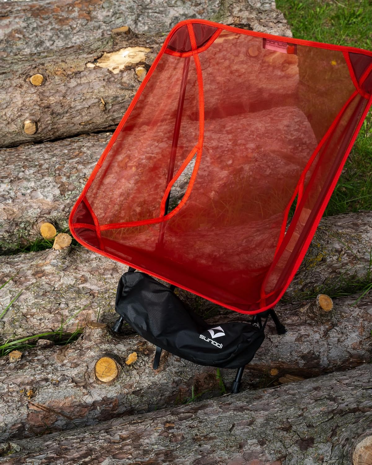 Ultralight Backpacking Chair, Aluminium Alloy Legless Ground Chair, Foldable Camping Chair for Adult, Hiking, Camping, Picnic, Fishing, RV, Balcony, Paddleboard, Beach, Indoor (Red)