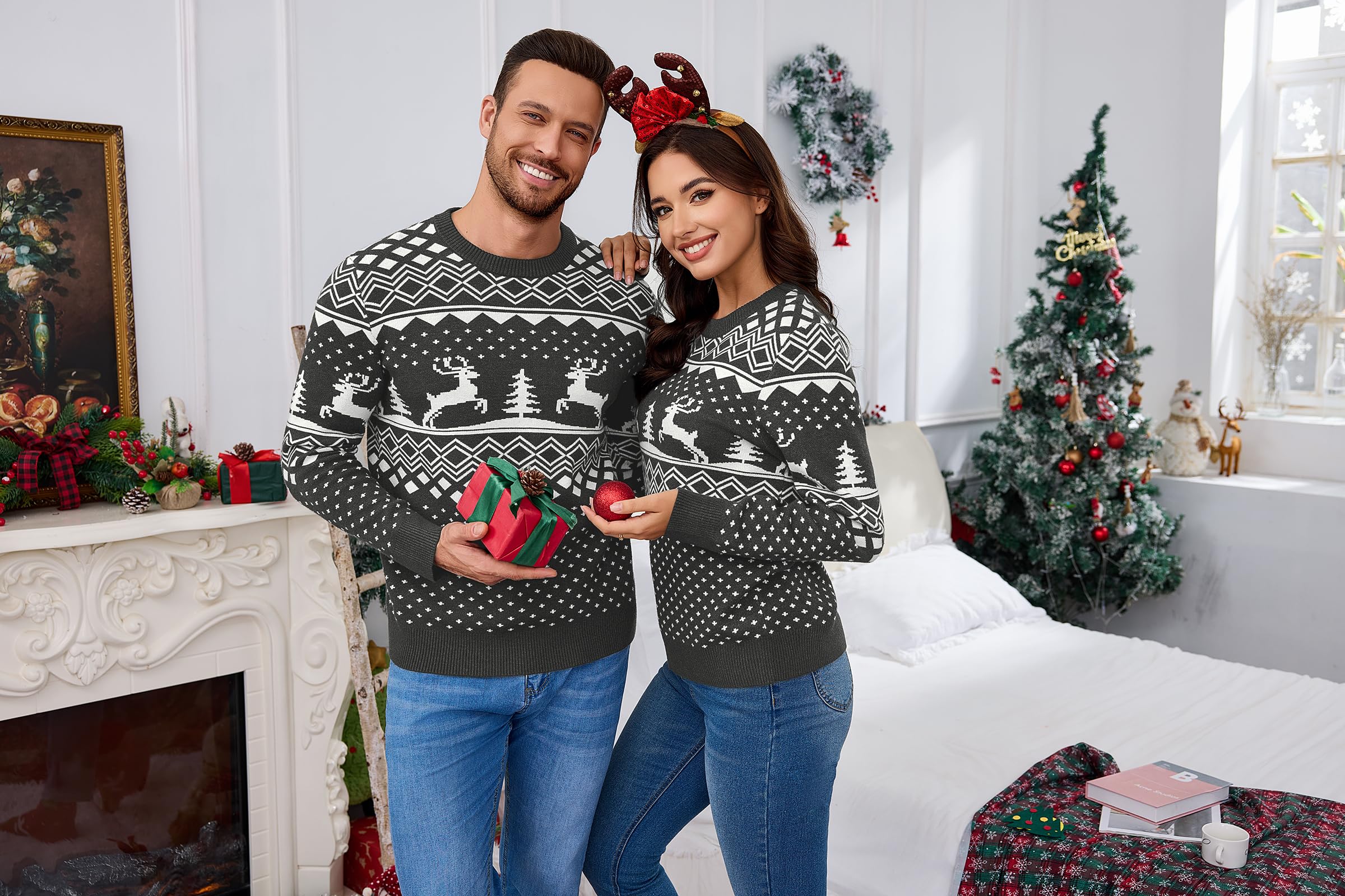 Pull de Noël Homme en Maille Motif Renne | Motif renne et sapin, col rond et manches longues pour les fêtes, les soirées d’hiver et les cadeaux de Noël.
