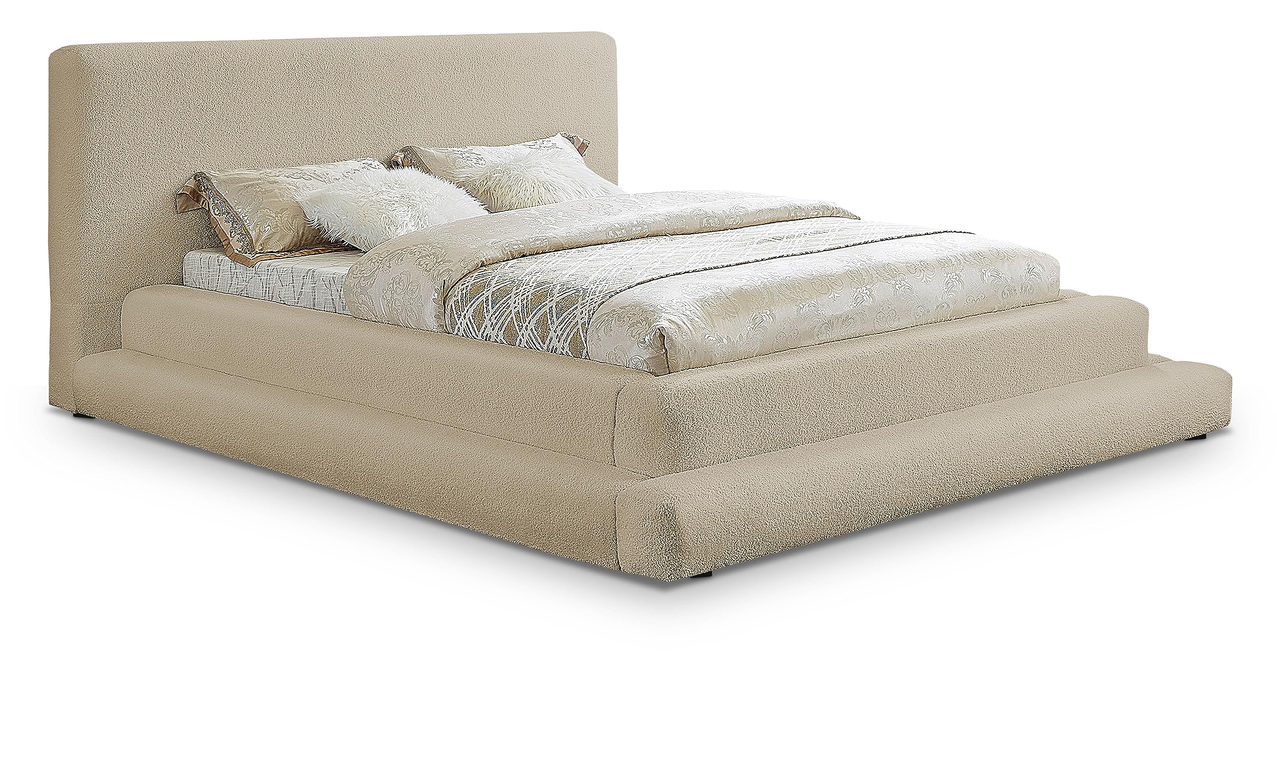 Meridian Furniture DaneBeige-Q Dane Collection Modern | Contemporary Queen Bed, Soft Plush Beige Faux Shearling Teddy Fabric, Top of Slats to Top of