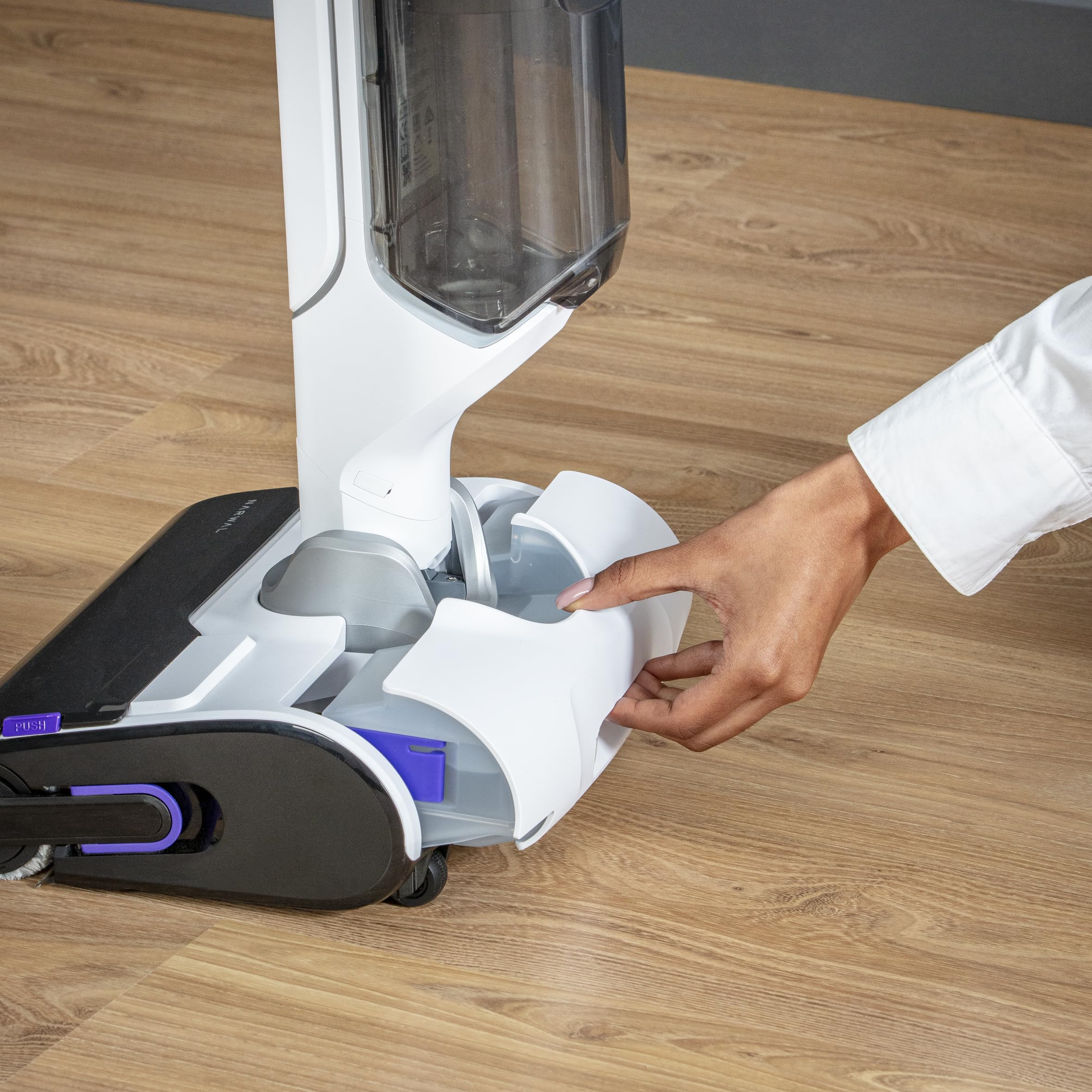 Rowenta X-Clean 10, bezprzewodowy elektryczny mop z technologią mop na mokro i suchy, samoczyszczący i automatyczny, technologia Dual Edge, duży zasięg i wyświetlacz LED, w zestawie dodatkowy filtr