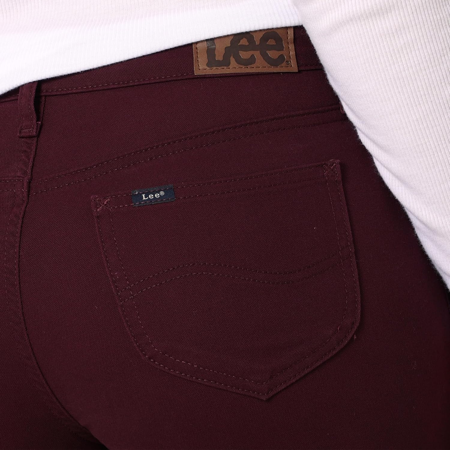 Lee Womens Legendary Mid Rise Straight Leg Jean