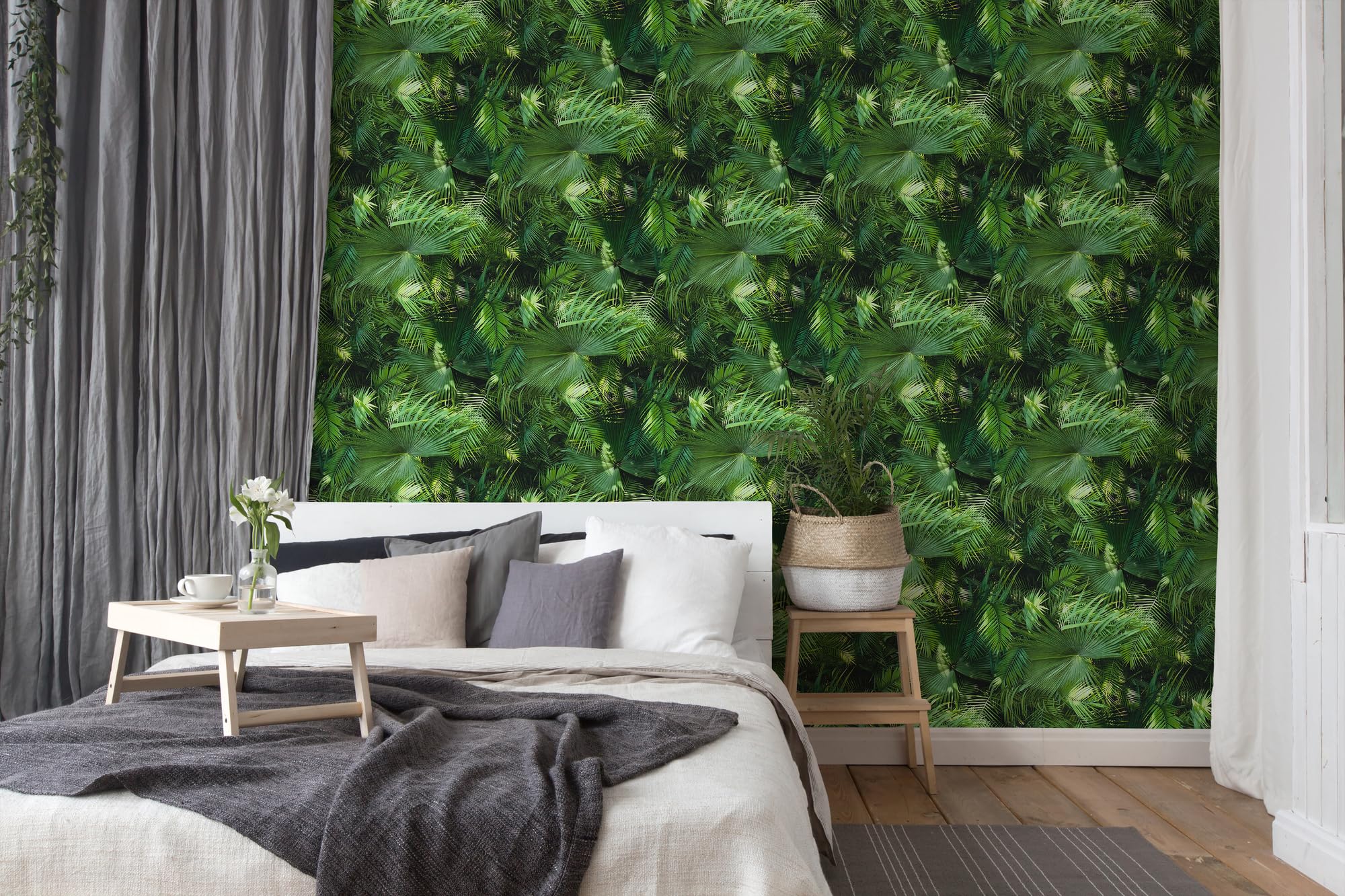 Livingwalls New Bude 2.0 tapeta z nadrukiem palm o wyglądzie dżungli, 10,05 m x 0,53 m, zielono-czarna, Made in Germany 362001 36200-1