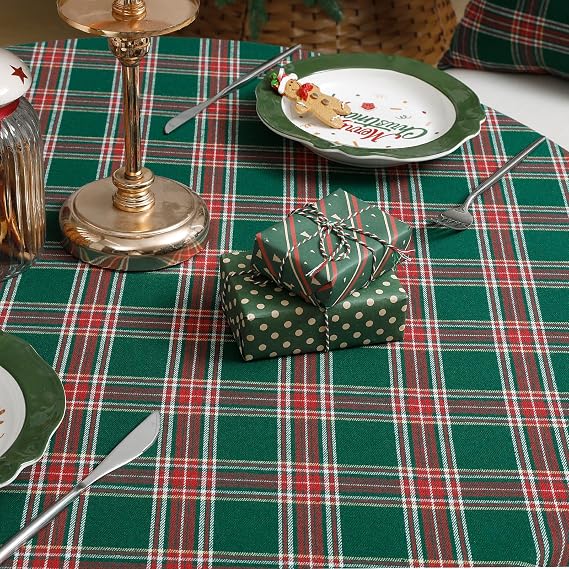 Softalker Small Xmas Table Cloth Round 120 cm Diameter Christmas Green Tartan Tablecloth Wipe Clean New Year Table Cover Festive Decoration for Autumn Coffee Birthday Party Outdoor Garden Tabletop