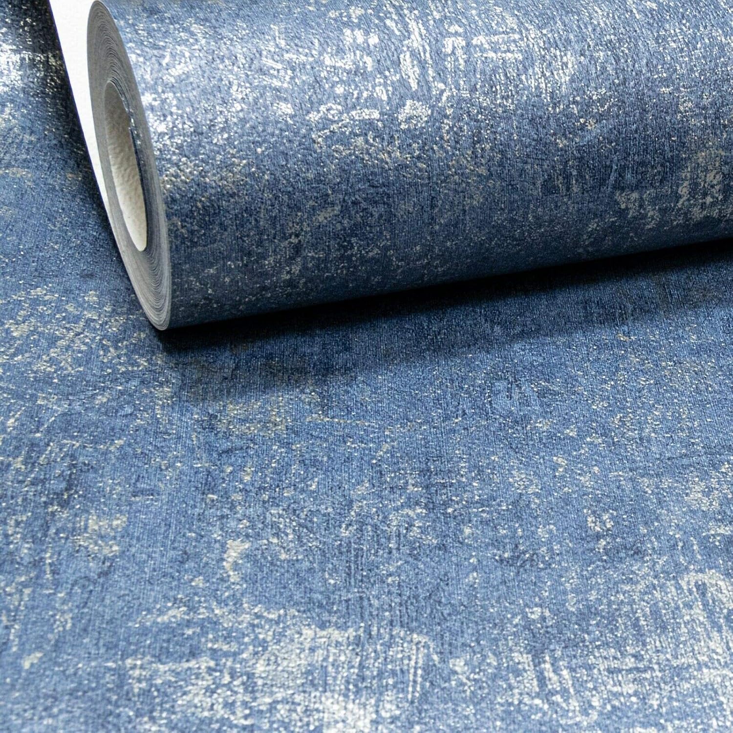 Muriva Travis Texture Navy Blue Metallic Gold Shimmer Plain Distressed Wallpaper, Blue, Navy, Gold, 53 x 1000 cm - Image 3