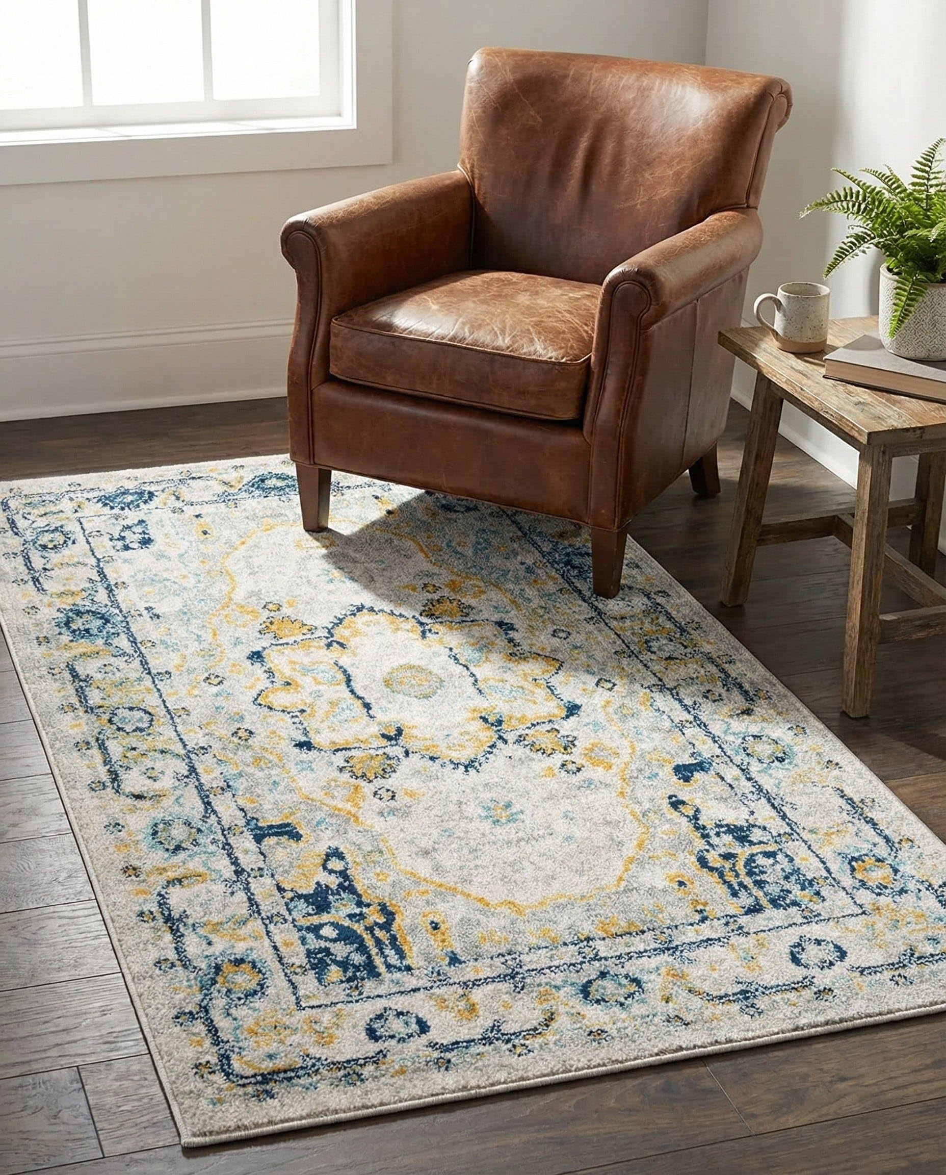 Amazon.com: Rugs.com - Madeline Vintage Rug – 3' 3 x 5' 3 Gray