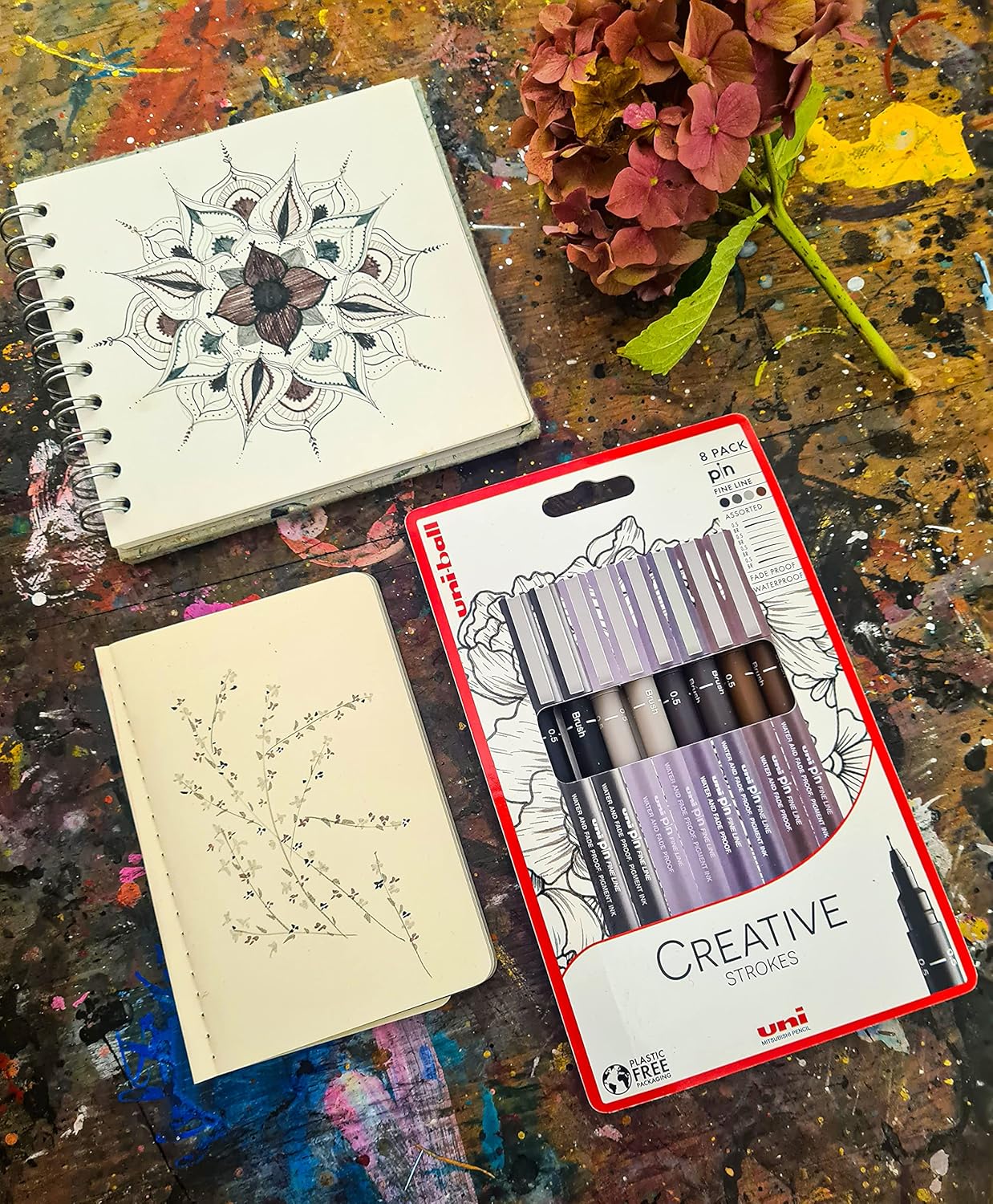 Uni-ball Creative Strokes 8 piece Uni-pin fineliner drawing pens, assorted colours