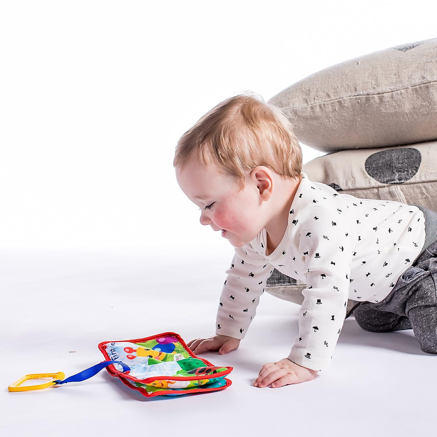 Baby Einstein Soft Book Plush Toy Explore & Discover Soft Book with Crinkle Pages (Design May Vary), Ages 0 Months +