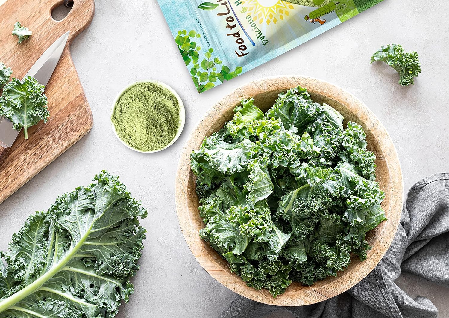 Food to Live Organic Kale Powder, 4 Pounds Non-GMO, Made from Raw Dried Whole Leaves, Vegan, Kosher, Bulk, Great for Baking, Juices, Smoothies, Shakes,Tea, and Instant Breakfast Drinks