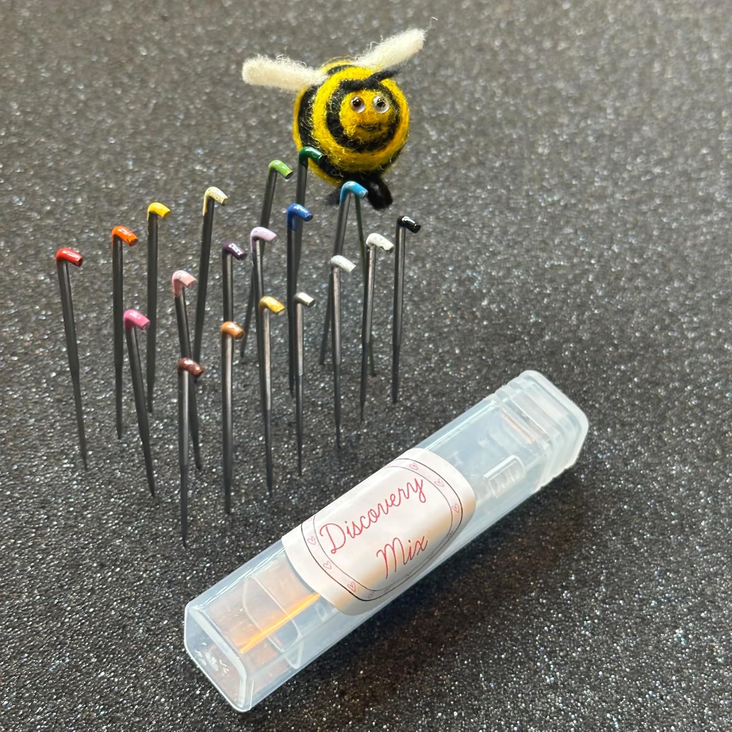 heidifeathers Discovery Mix Felting Needles Set, 19 Different Types Including Triangular, Star, Twisted, Crown, Forked, Color-Coded Tips, for Beginner to Expert Felters