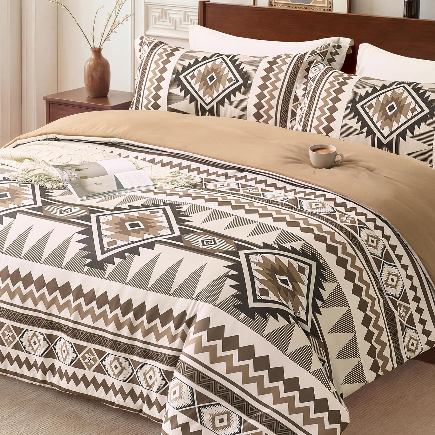 Brown King Size Comforter Set – 3 Piece Boho Aztec Western Bedding Sets, Soft Lightweight Comforter for All Seasons, Southwestern Style, 1 Comforter & 2 Pillow Shams - Image 4