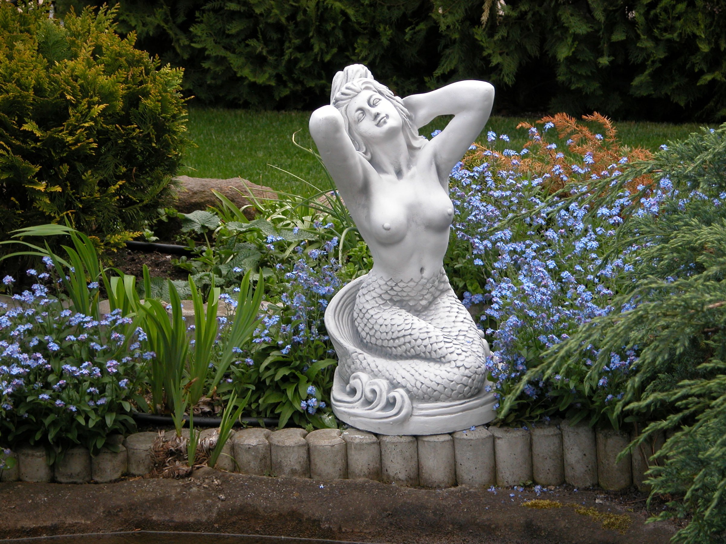 gartendekoparadies.de Statue Meerjungfrau aus Steinguss, Steinfigur, H. 56 cm, 35 kg, Grau, Frostsicher für Außenbereich