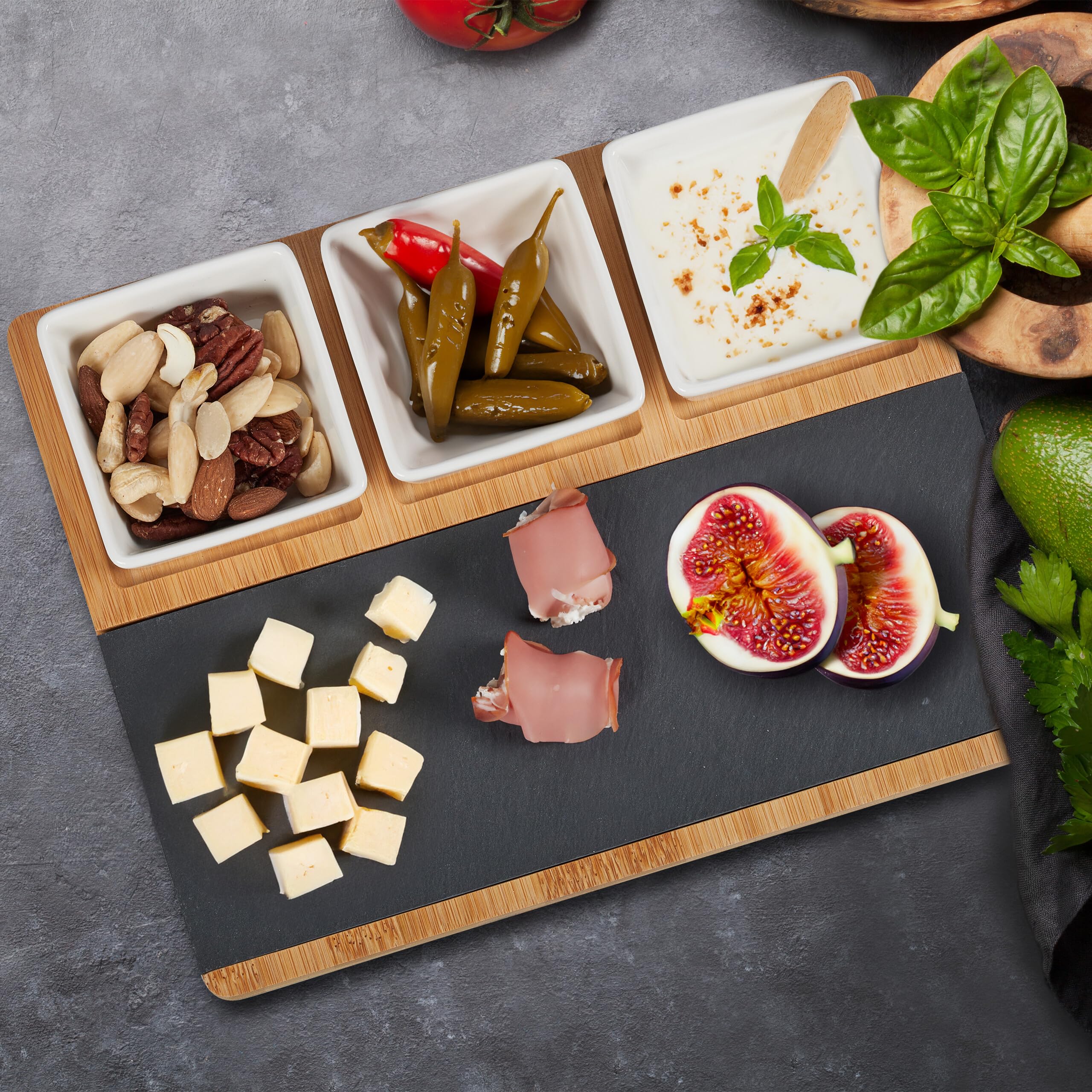 Relaxdays Set Bandejas para Servir, con Tabla de Bambú, Plato de Pizarra y Cucharas, para Sushi, Tapas, Multicolor