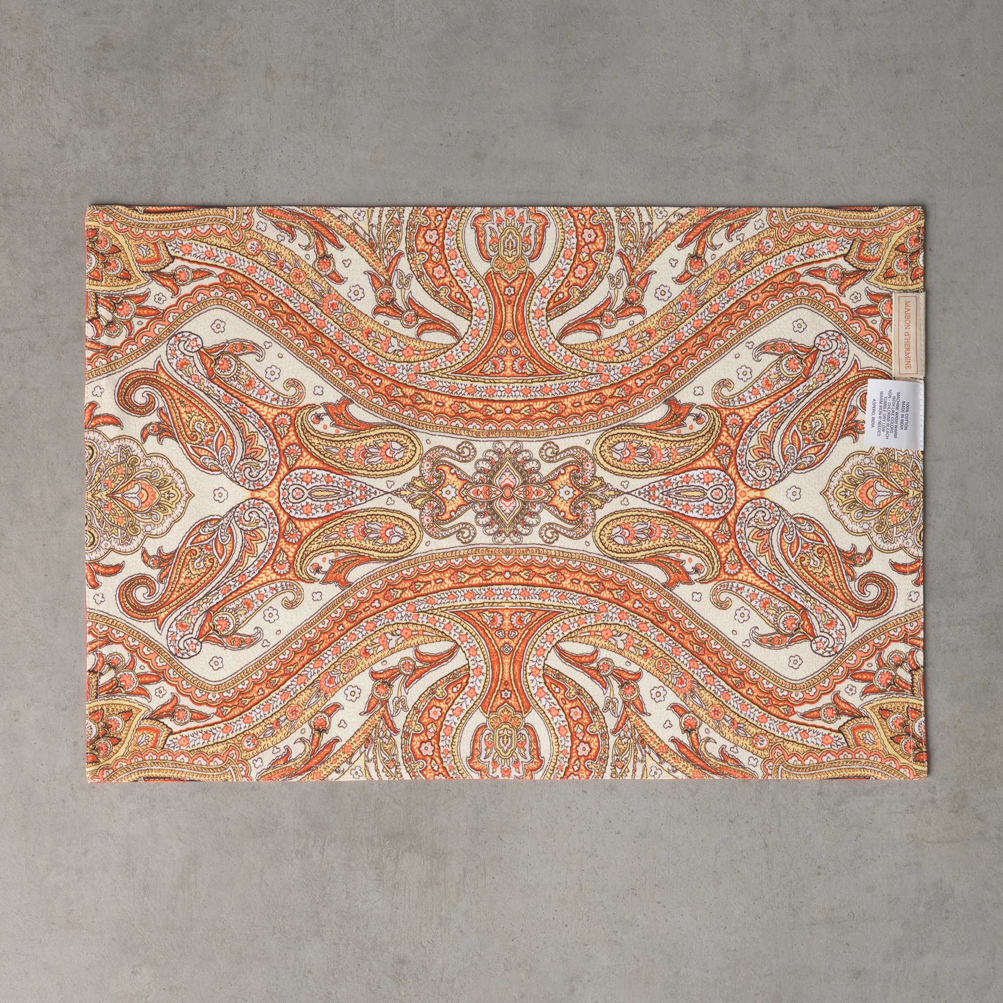 Maison d' Hermine Sets de Table 100% Coton (33 cm x 48 cm, Lot de 4) | Lavable et Réutilisable pour la cuisine la salle à manger les fêtes décorations de Thanksgiving et de Noël - Kashmir Paisley