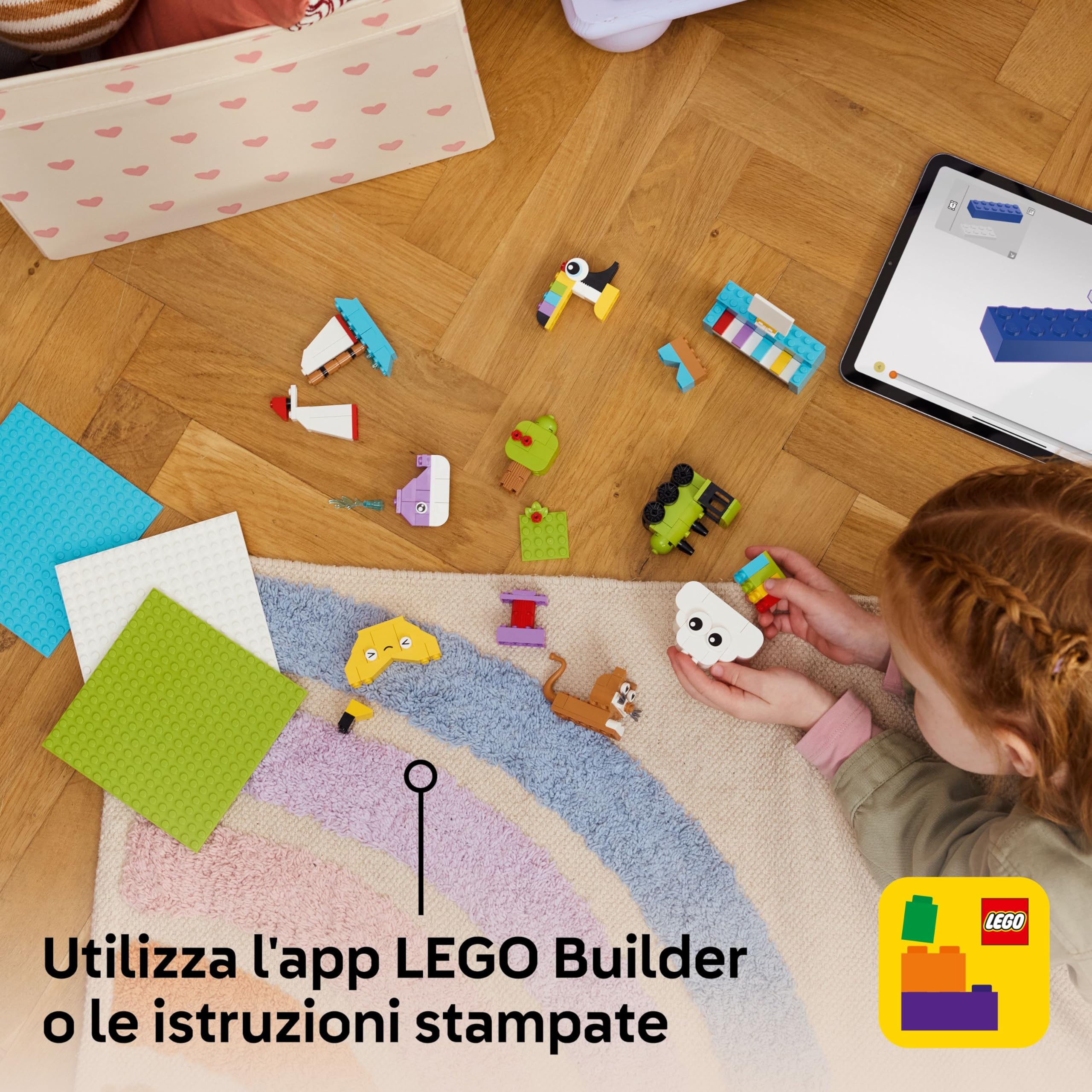 LEGO Classic Scatola Creativa Build-and-Play - Mattoncini Colorati per Costruire Casa, Cane Giocattolo, Camion dei Pompieri, Tastiera e Altro - Giochi Creativi per Bambini e Bambine da 5 Anni - 11044