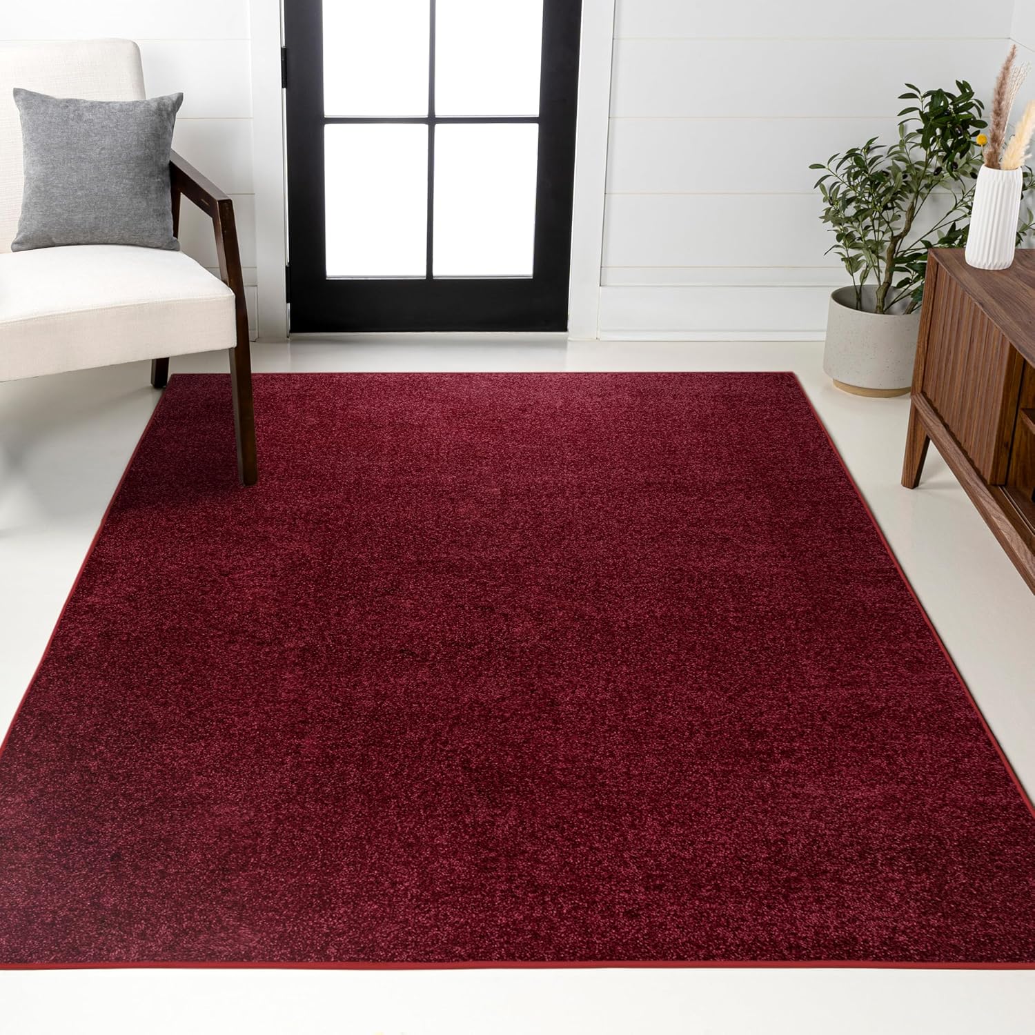 JONATHAN Y Haze Solid Low-Pile Dark Red Indoor Area Rug 3x5, Coastal,Bohemian,Minimalist,Classic, Easy-Cleaning for Living Room,Bedroom,Kitchen,Pet Friendly,Non-Shedding (SEU100Q-3) Dark Red 2'11" x 5' (Rectangular)
