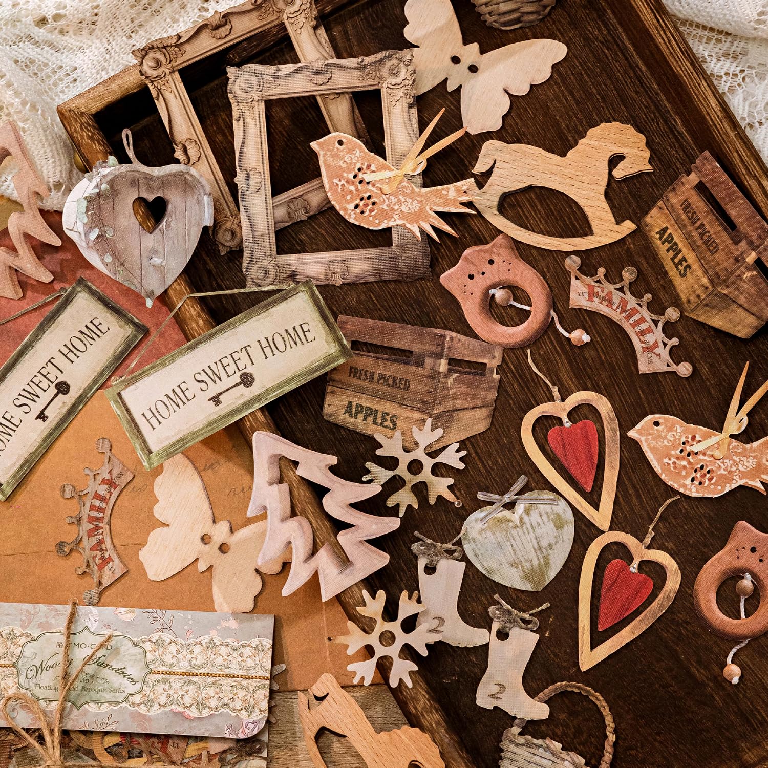 Ta Merry Scrapbook Accessories Stickers 30 Pcs Vintage Scrapbooking Supplies, Aesthetic Retro Journaling Supplies Kit, Stickers for Planner Junk Journal Scrapbook Paper Laptop(Baroque Style 3)