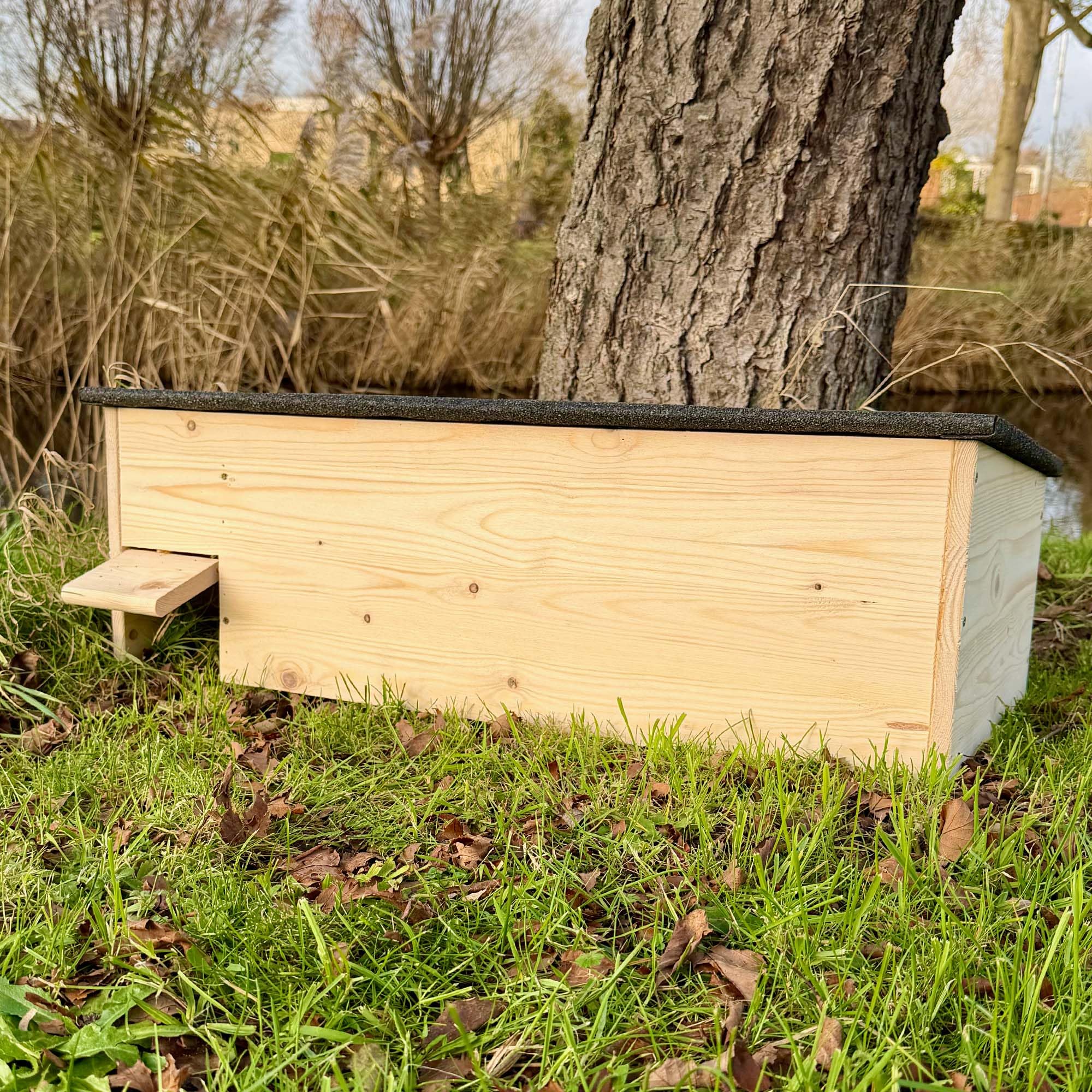 GARTENETAGE XXL Igelhaus mit Rattenklappe aus zertifiziertem Holz – wetterfestes Igel Schutzhaus mit Labyrintheingang