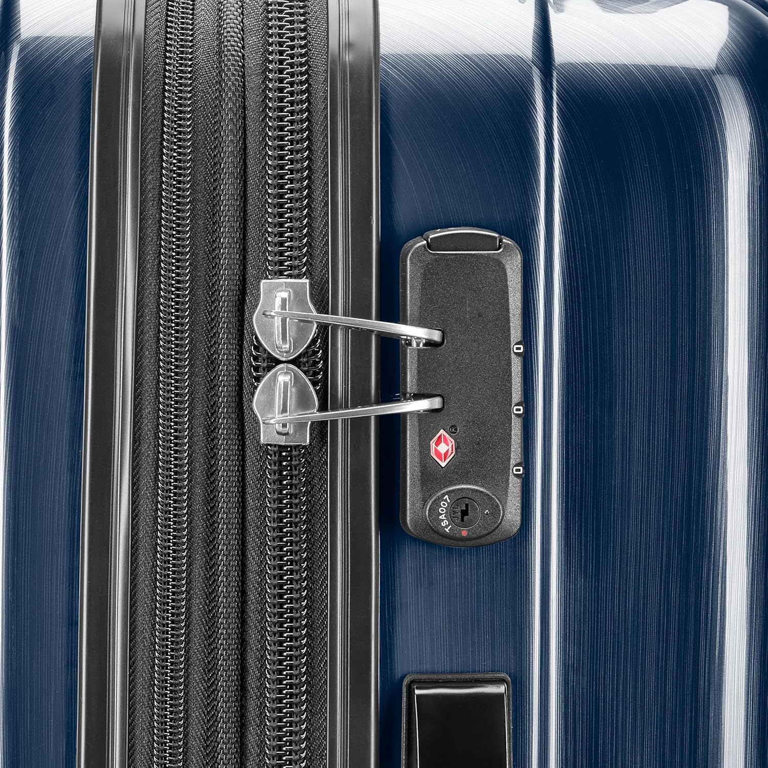 Samsonite Winfield 2 Hardside Expandable Luggage with Spinner Wheels, Navy, Checked-Medium 24-Inch
