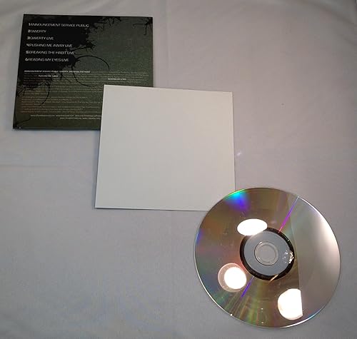 Miniatura 3 de Linkin Park Underground 6 Fan Club (Box Set with New Studio & Live Tracks, Small T-Shirt, Wristband, Newsletter, and Sticker Pack) Box set, Limited