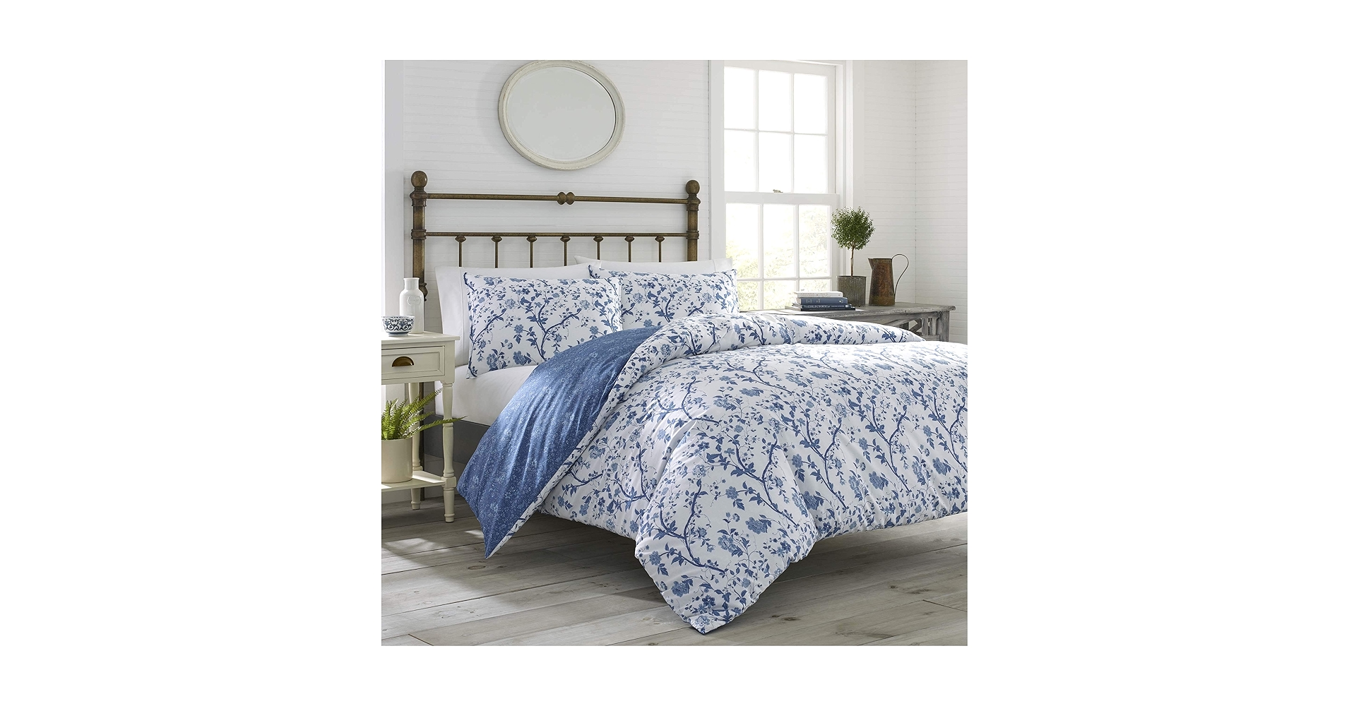 Amazon.com: Laura Ashley - Twin Duvet Cover Set, Reversible