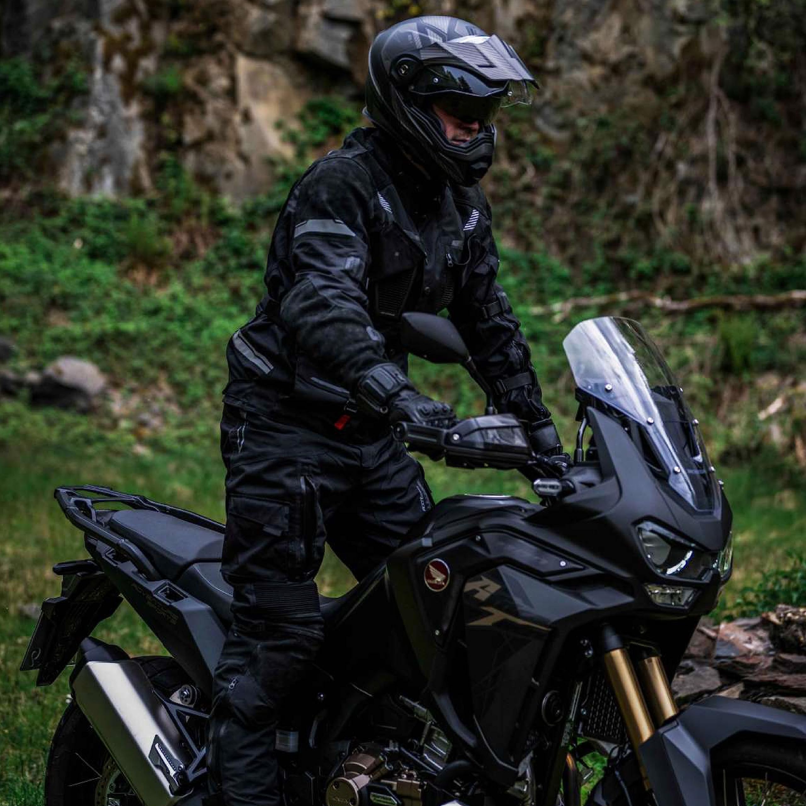 TransAlpin HighPro 2in1 (1. Edition Sale) - Motorradhose Herren mit Protektoren (herausnehmbar) - CE - Reissa Membran - All Season Motorrad Hose Herren - Stylish & Sicher