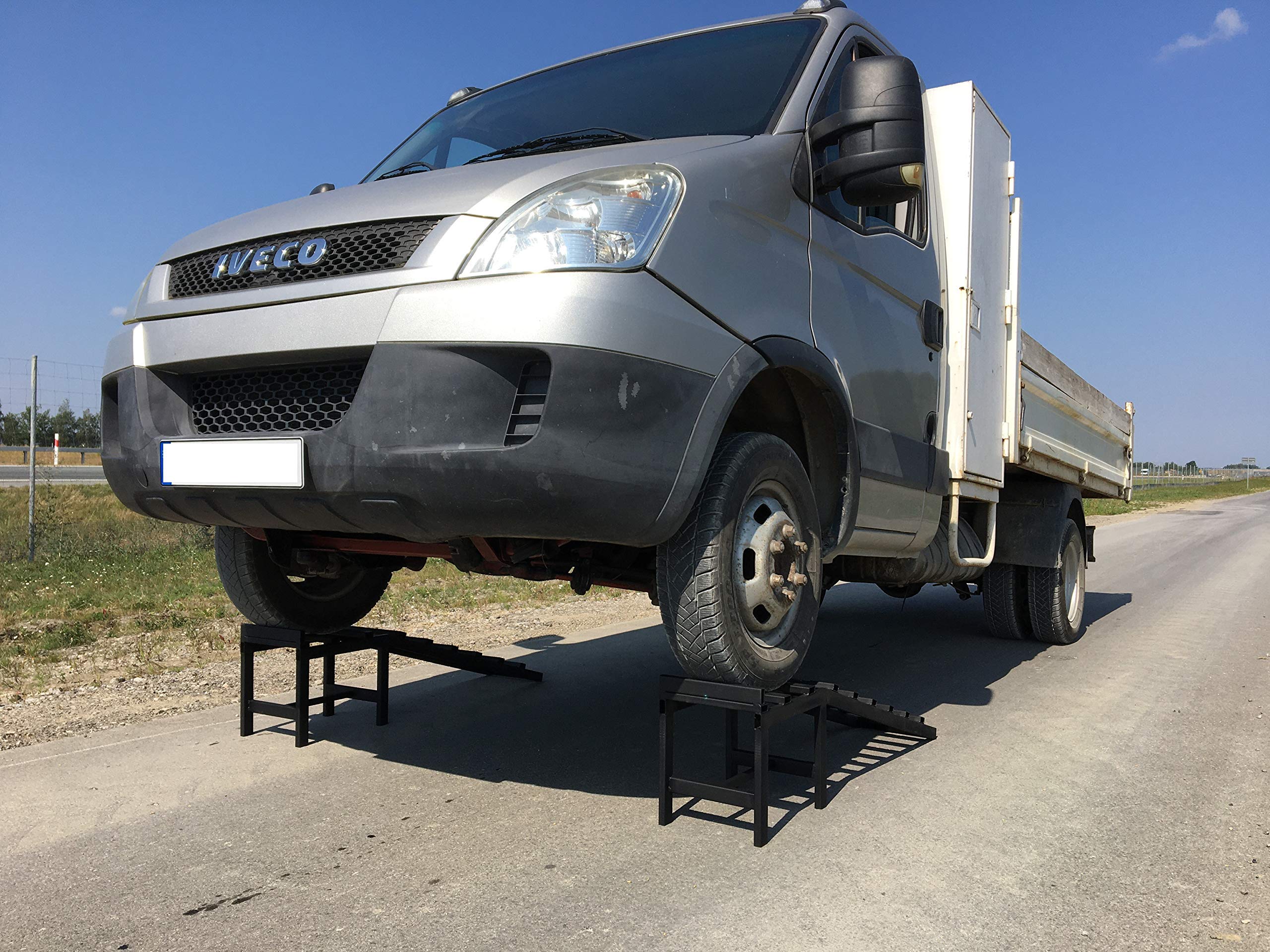 hydraulische oprijplaten voor auto's, 2 stuks, hefhoogte 27-36 cm, draagbare oprijplaten voor garageonderhoud, olieverversingen en vrachtwagenreparaties, laadvermogen 1 t (per oprijplaat). | NL