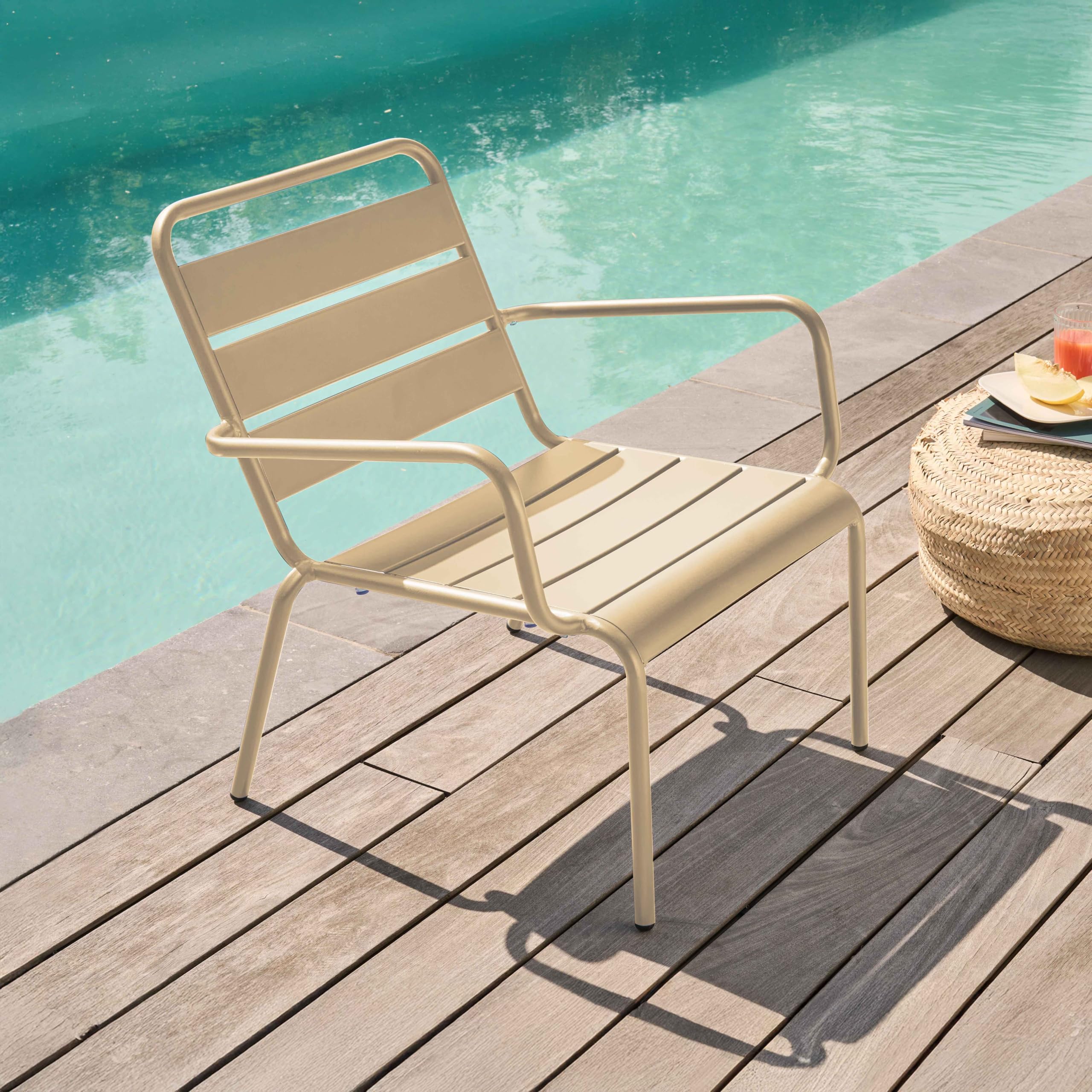 Oviala Fauteuil de Jardin Bas Relax Acier Ivoire - Palavas