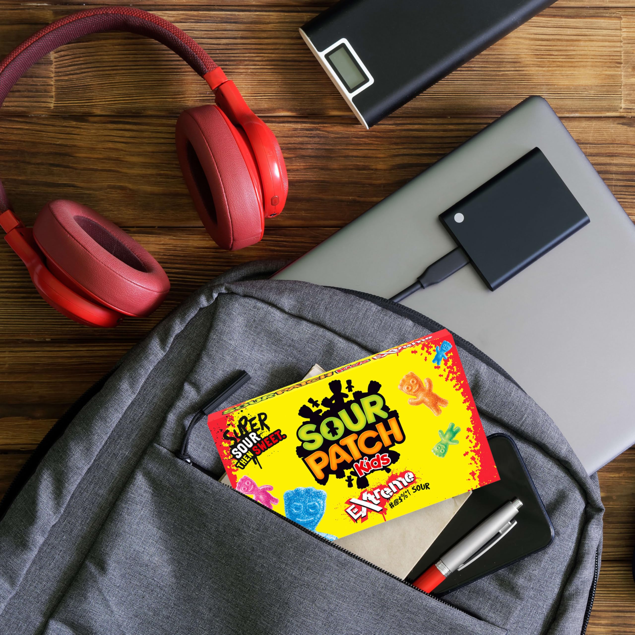 SOUR PATCH KIDS Confezione regalo di caramelle gommose morbide e gommose, confezione regalo, 8 ct | 8 scatole singole da 99,2 g, caramelle sfuse