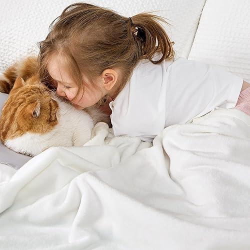 Miniatura 2 de Bedsure Manta infantil para niñas y niños, mantas suaves y acogedoras para cama de niños, bonita manta de viaje pequeña, 43 x 55 pulgadas, color