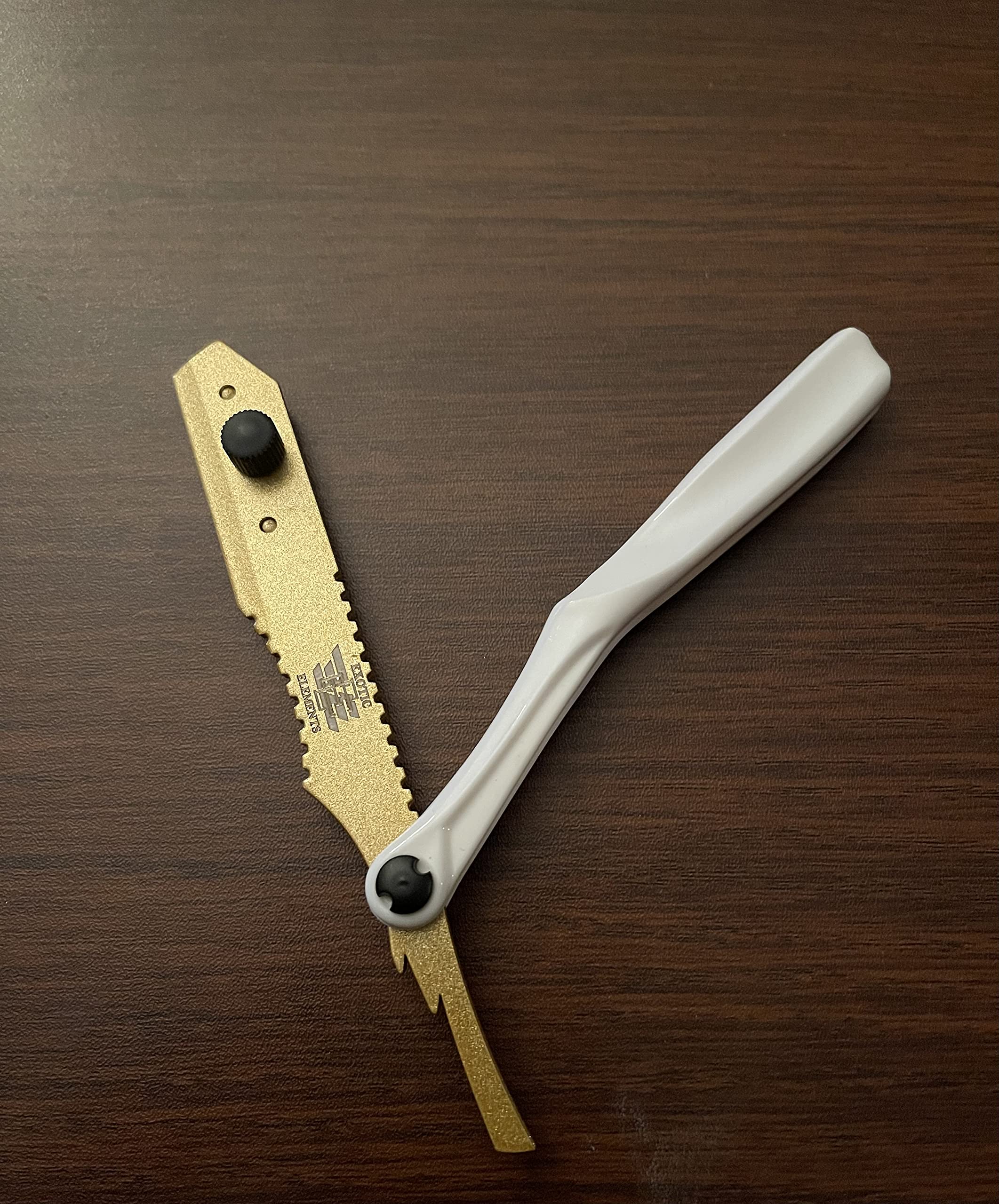 Classic Straight Edge Razor Shaving Mustache, Beard, Eyebrows, Hair White and Gold Slider Razor