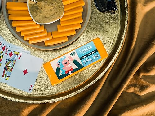 Vista 17 de Cheese Bros Game Day Caja de regalo de lujo Fresco de Wisconsin Incluye goudas, cuajada, queso cheddar envejecido de 8 años, mostaza, salchicha