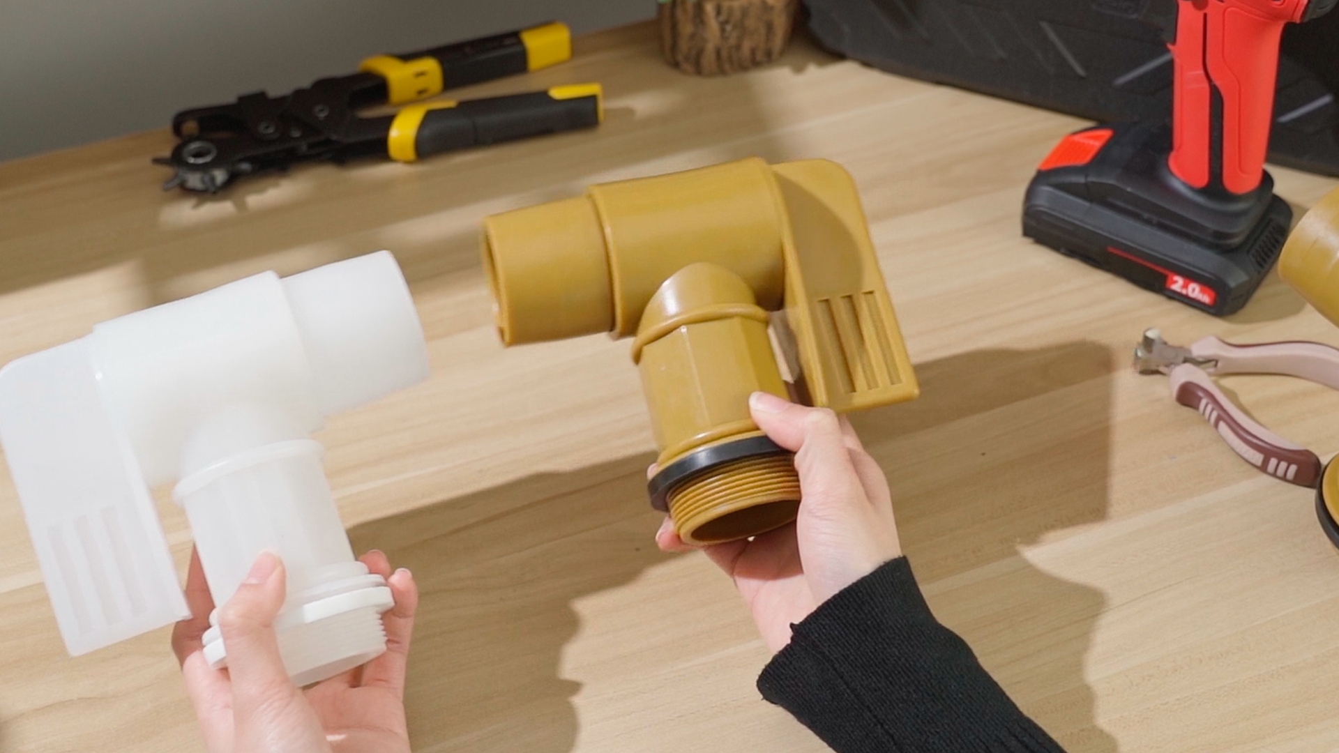 Flo-King™ 2 Inch Polyethylene Drum Faucet With EPDM Gaskets - Barrel Company