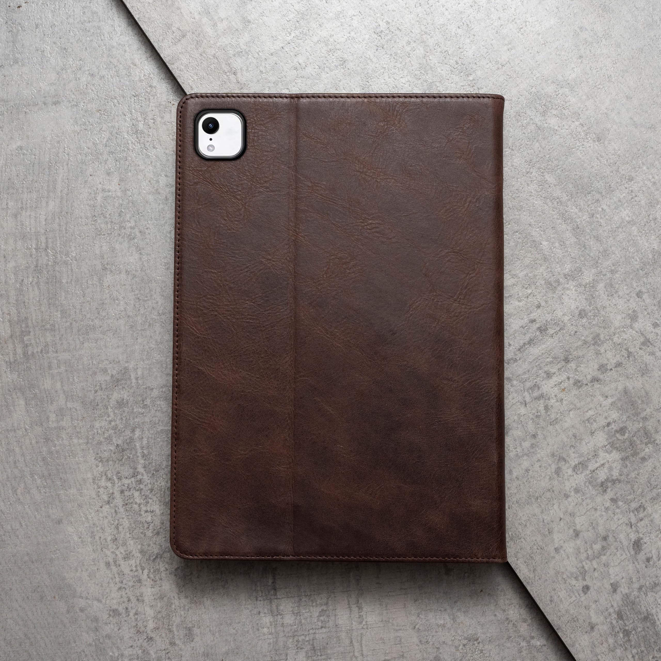 Porter Riley – Lederhülle kompatibel mit iPad Air 13" M4 (2026), M3 (2025) & M2 (2024). Hochwertiges Echtleder Standcase/Cover/Flip (Schokoladenbraun)