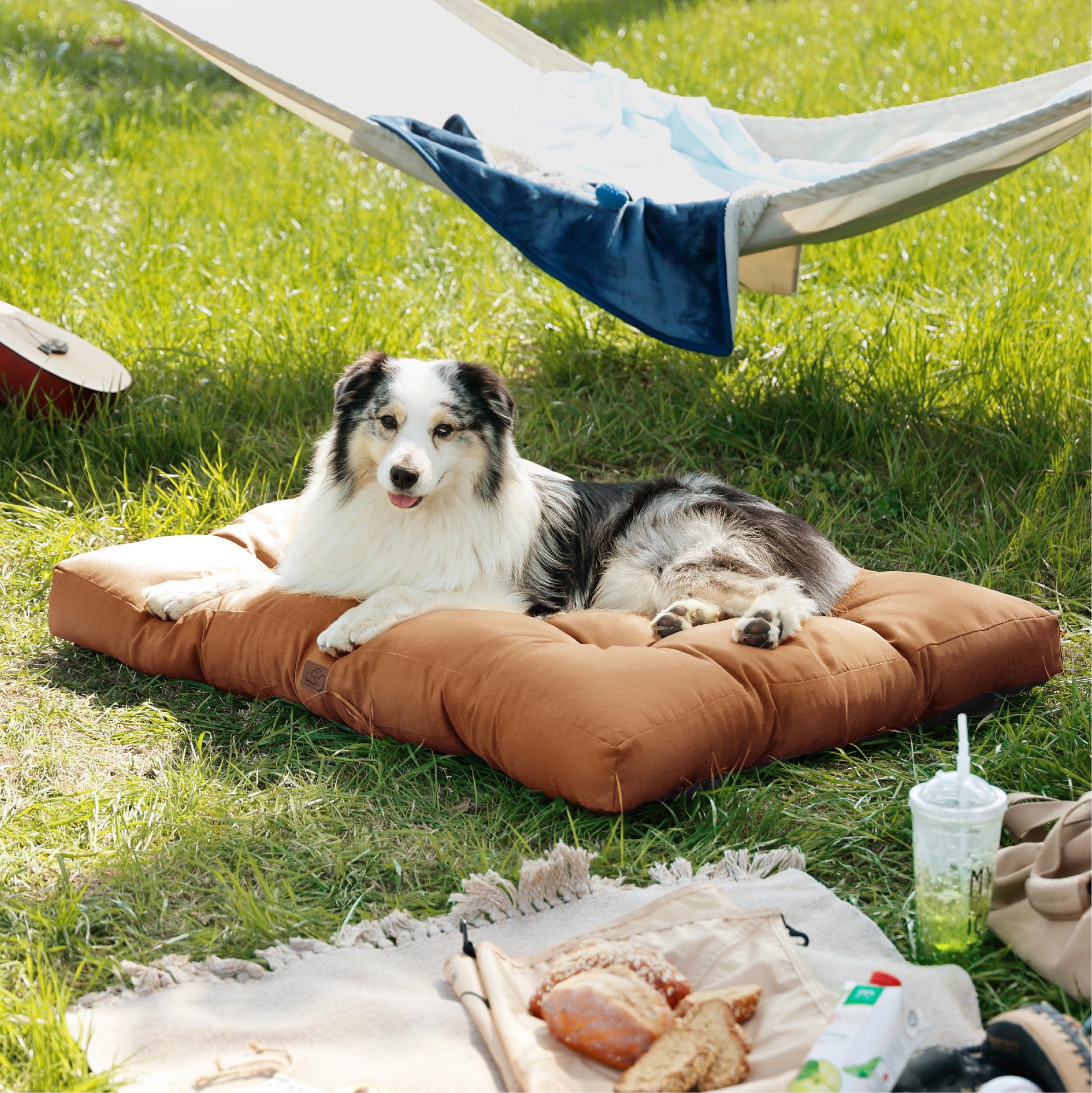 Bedsure Cesto per cani di grandi dimensioni, impermeabile, cuscino per cani in tessuto Oxford, tappeto ideale per cani, XL, materasso per letto, cane, lavabile, colore argilla marrone, 110 x 89 x 10