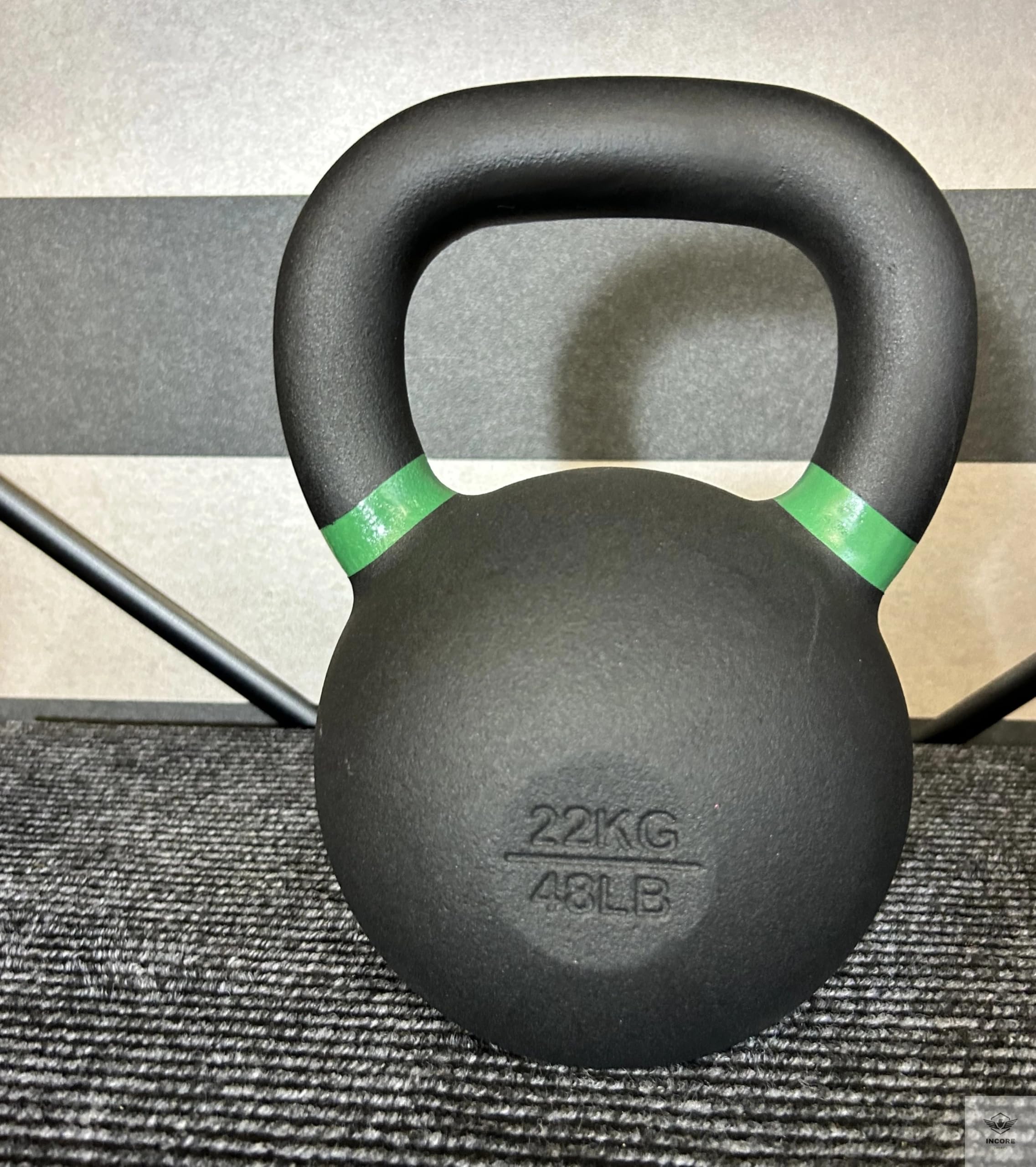 Kettlebell żeliwny hardstyle Incore Sports 22 kg