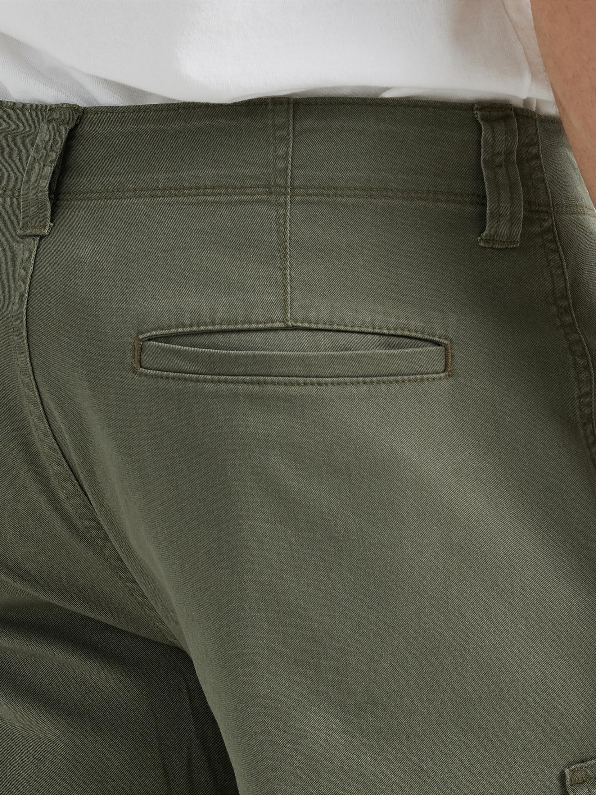 Wrangler Authentics Men's Classic Cargo Stretch Short