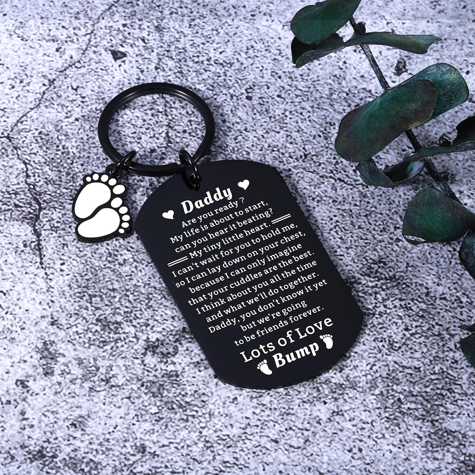 First Fathers Day for Dad from Wife Daughter Son New Dad Gifts for Men First Time Daddy to Be Birthday Gifts Soon to Be Dads Keychain from Baby New Parents Expecting Father