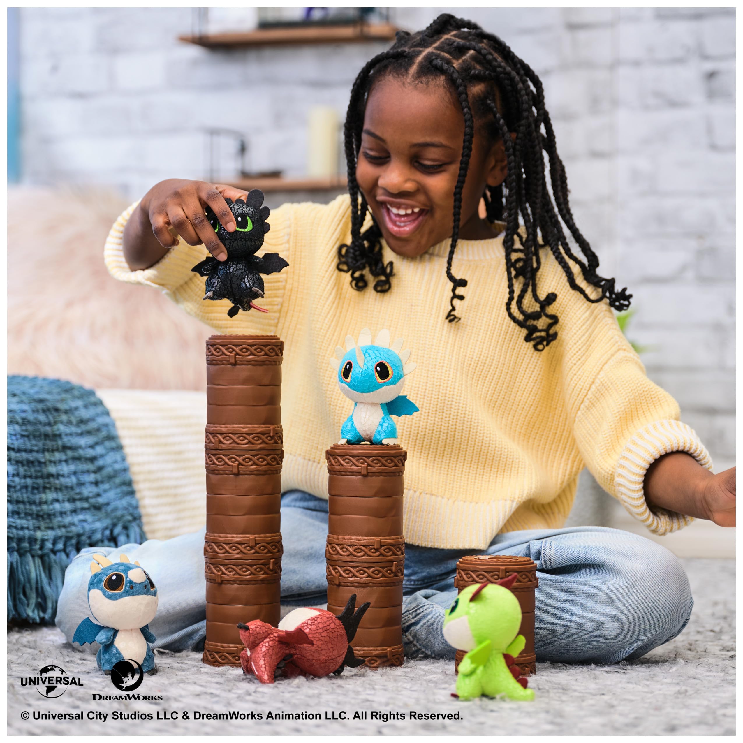 Dreamworks Dragons Jak wytresować smoka, pluszowa zabawka Mini Surprise, 8 cm smok, zabawki-niespodzianki, dziecięce zabawki dla chłopców w wieku od 4 lat (style mogą się różnić)