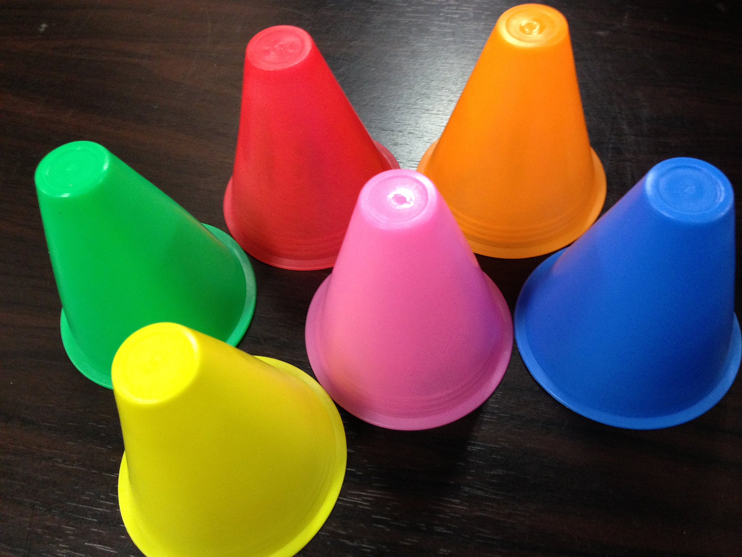 Amazon | ミニ カラーコーン 三角 マーカー スラローム 6色180個セット