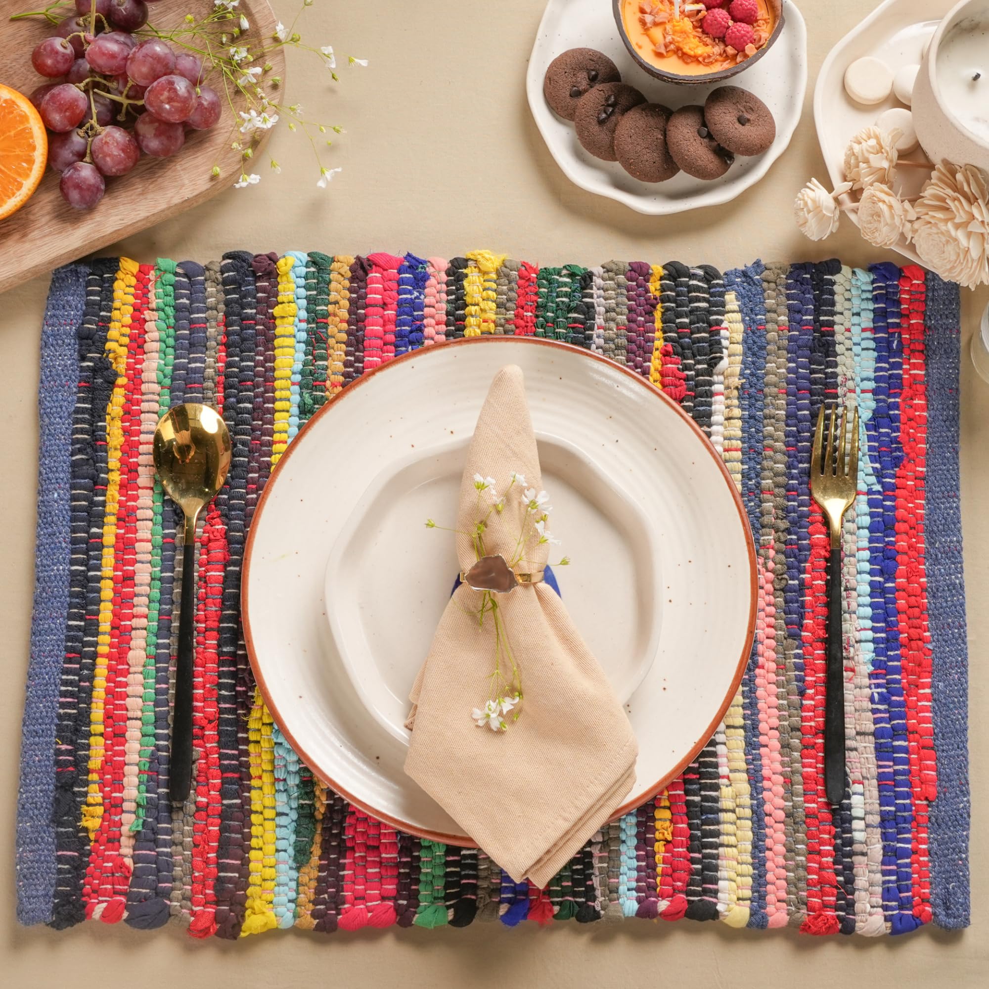 Bunt Abwaschbare 6er Set Tischset - 33x48 cm Baumwolle Gewebte Waschbar Tisch Matten Tischsets rutschfest Platzdeckchen Chindi Stoff Teller Platz Platzsets für Mittagessen und Abendessen