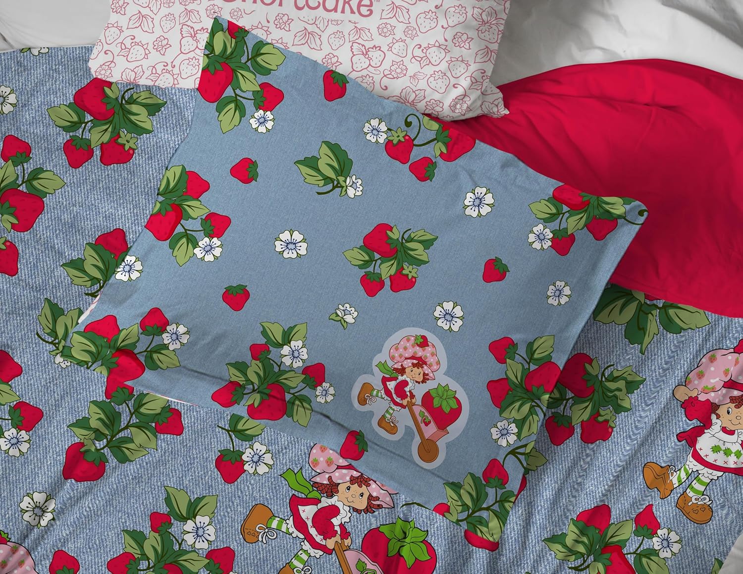 Jay Franco Kids Comforter Set Includes Sheets and Pillow Covers - Soft and Cozy Bed Set for Stylish Room Decor, Blue - Strawberry Shortcake, 7 Piece Full Size Bedding - Image 5