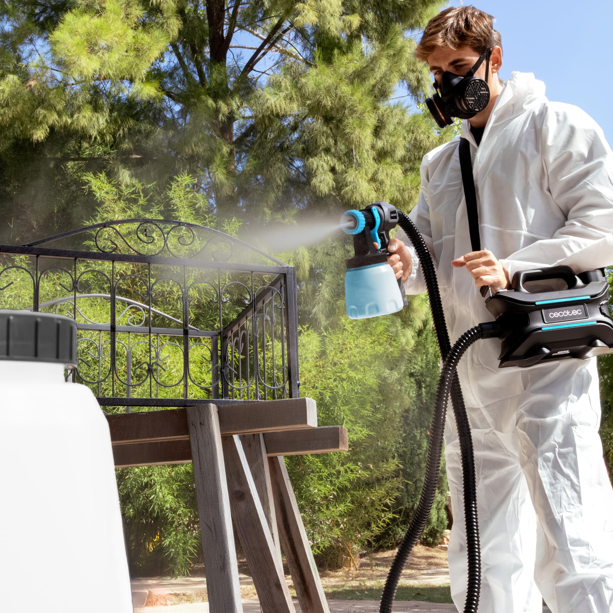 Cecotec Spruzzatore Vernice PerfectPaint 800 EasyGo con 800W Potenza, Precisione 18kPa, Include 4 Ugelli, 2 Contenitori 1200ml, Tracolla Inclusa, Flusso Massimo 1000ml/min