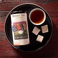 Vista 3 de The Republic of Tea - Té negro chai, lata de 50 bolsitas de té