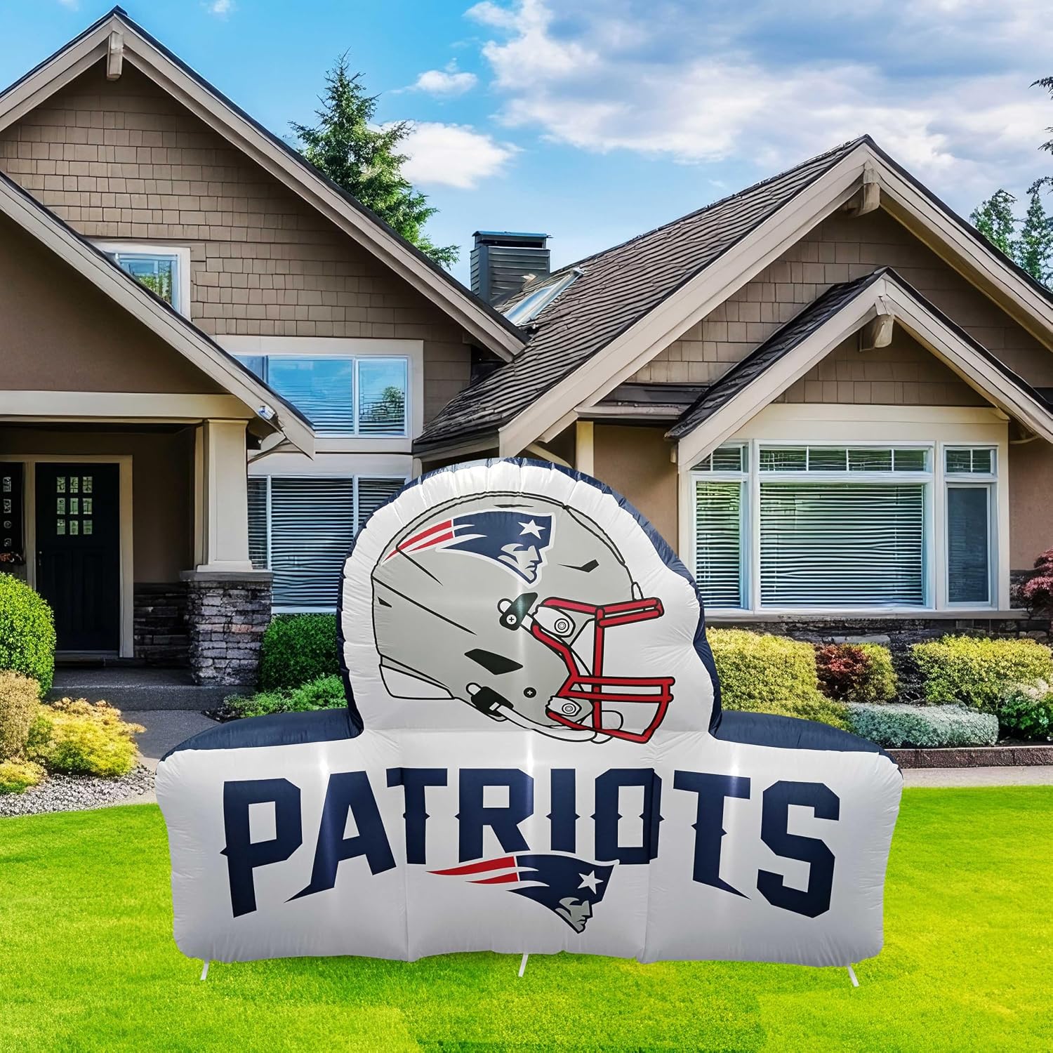 FANMATS NFL Inflatable Mascot - Self Inflating Inflatable Display, Built-In Blower & Tethers, Official Team Logo – Show Your Spirit All Year Round