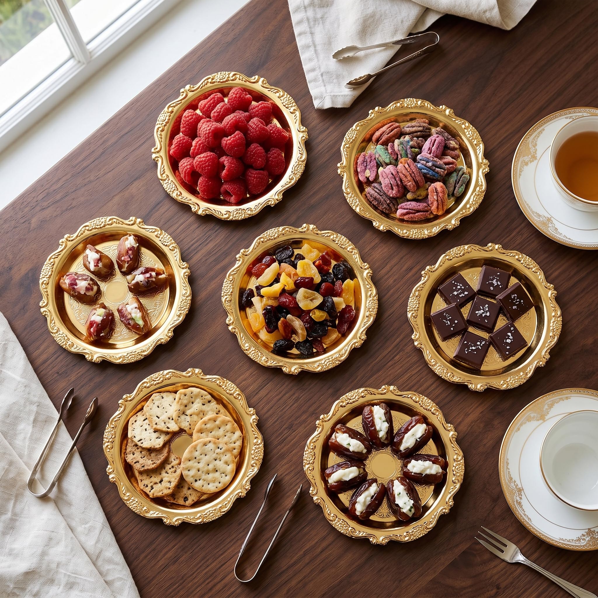 Plaques de Desserts en or, Scoupe à Main en Métal de 6 Pièces 9 Cm, Petites Assiettes pour le Buffet de Mariage et Affichage de Rassemblement